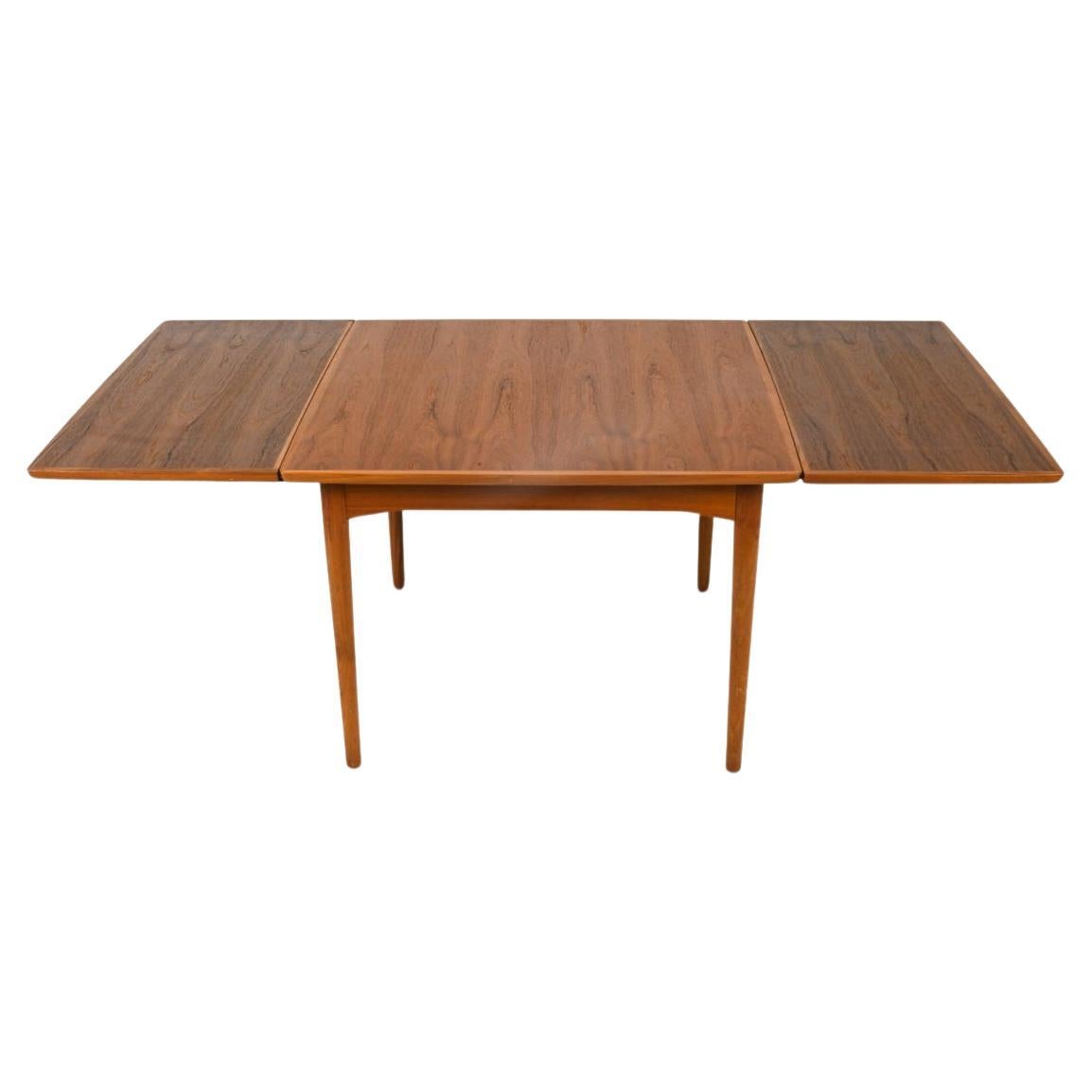 Beautiful Mid century Danish Modern teak square extension dining table Cado In Good Condition In BROOKLYN, NY