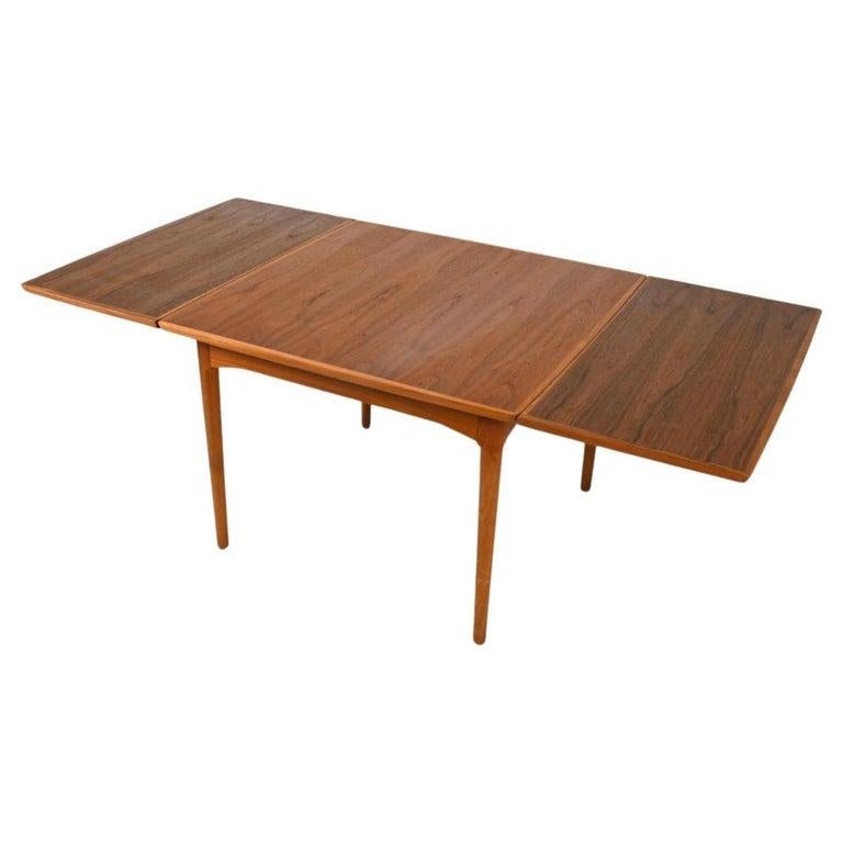 Magnifique table de salle à manger carrée en teck Danish Modern du milieu du siècle dernier Cado Bon état - En vente à Brooklyn, NY