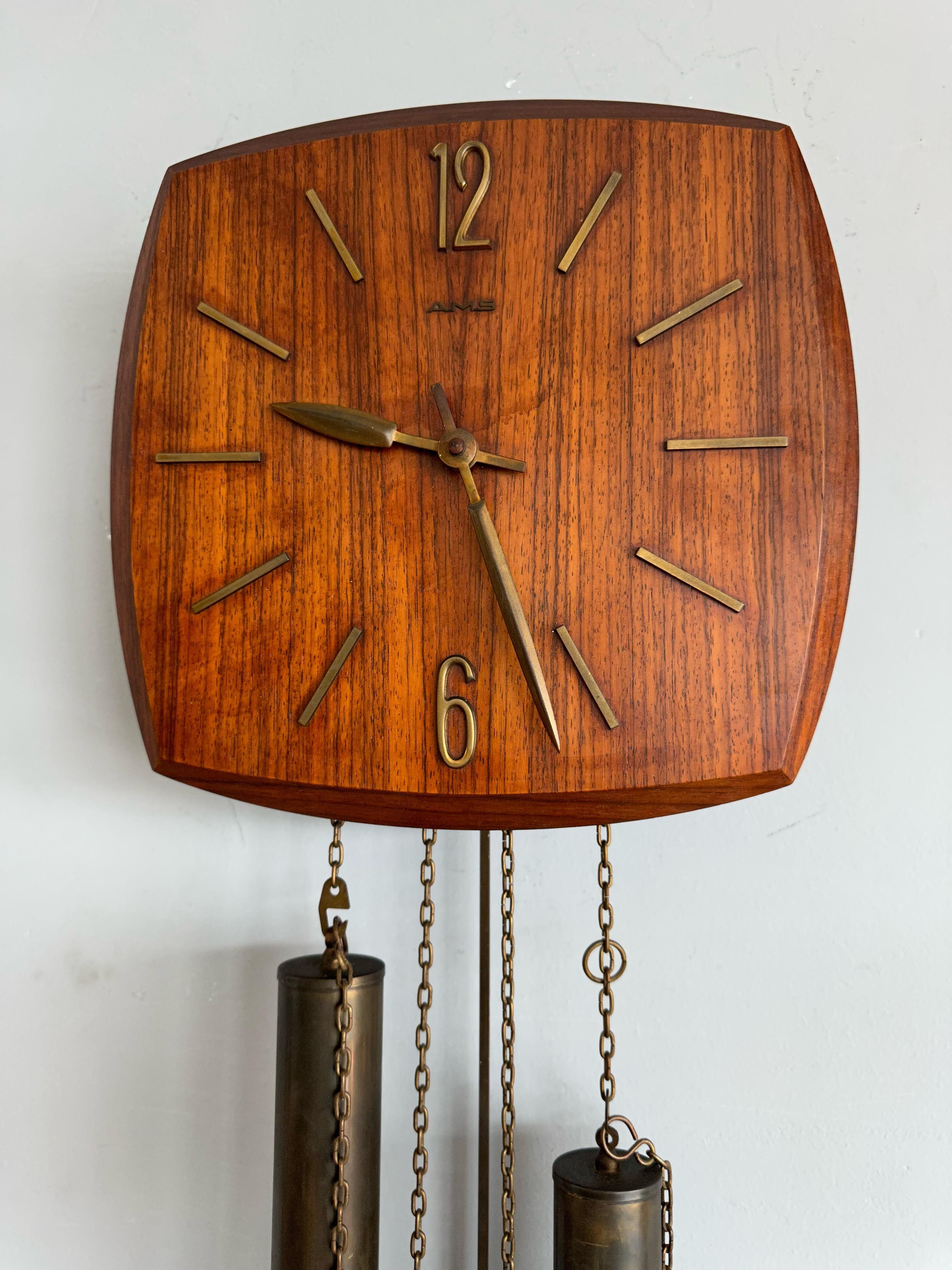 Beautiful Midcentury Danish Teak Wood Pendulum Wall Clock, Great Condition 1960s For Sale 2