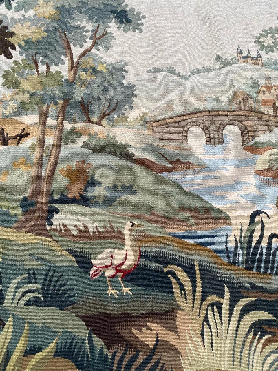 Bobyrugs schöner französischer Aubusson-Teppich aus der Mitte des Jahrhunderts (Handgewebt) im Angebot
