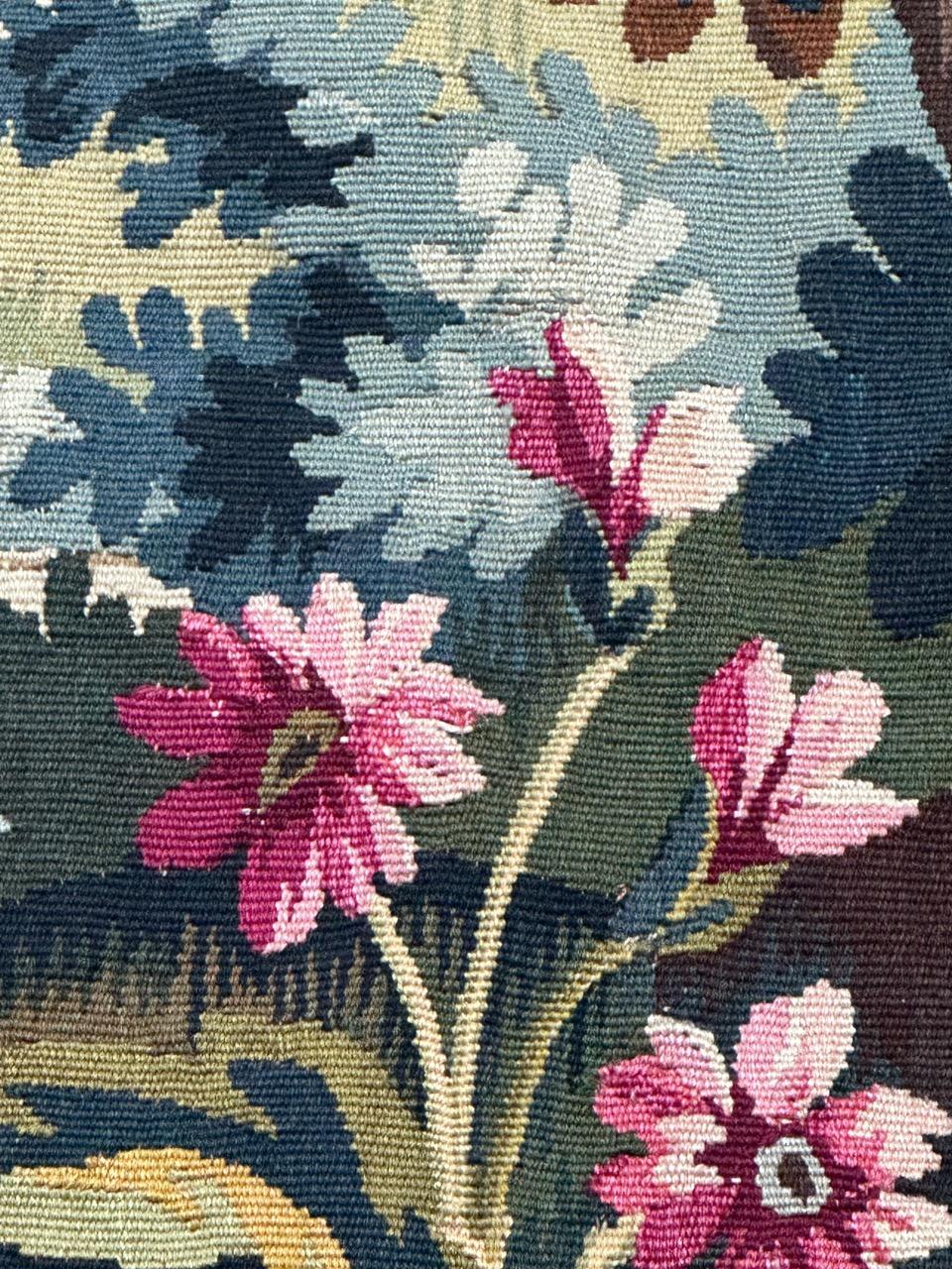 Beautiful mid century french handwoven Aubusson tapestry « greenery with bird » im Angebot 10