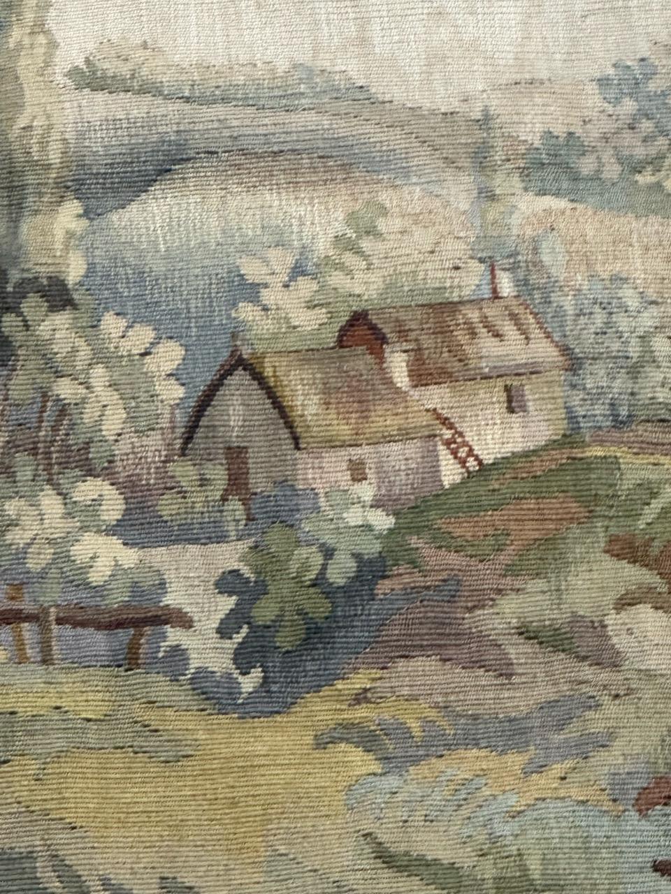 Beautiful mid century french handwoven Aubusson tapestry « The village » en venta 4