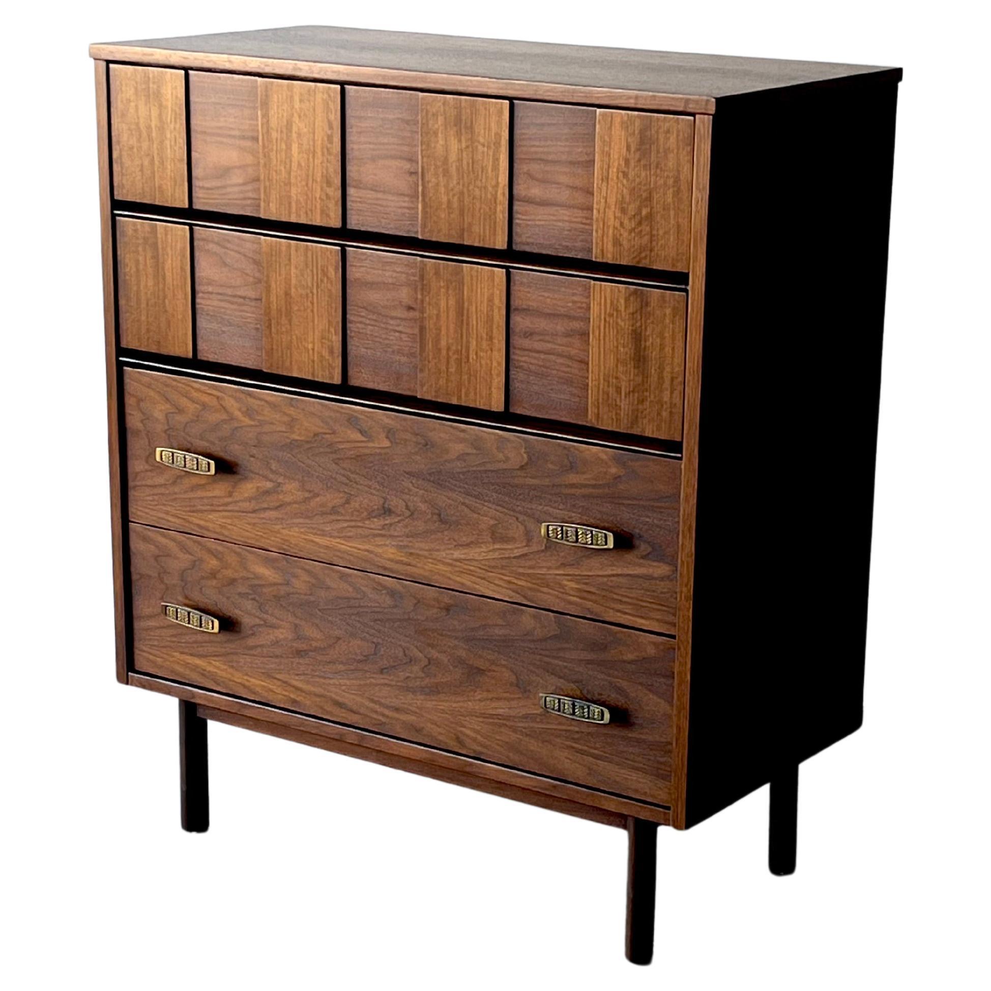 Beautiful Mid-Century Modern Bassett High-Boy Dresser For Sale