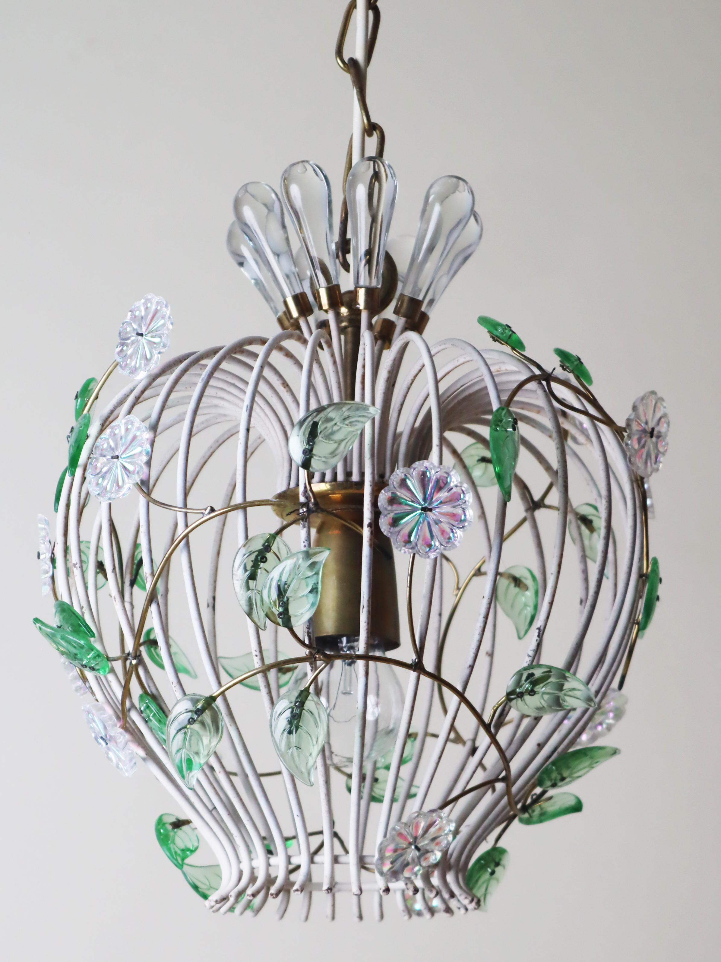 Bellissima lampada a sospensione a gabbia d'uccello moderna di metà secolo con fiori iridescenti del 1950 in vendita 3