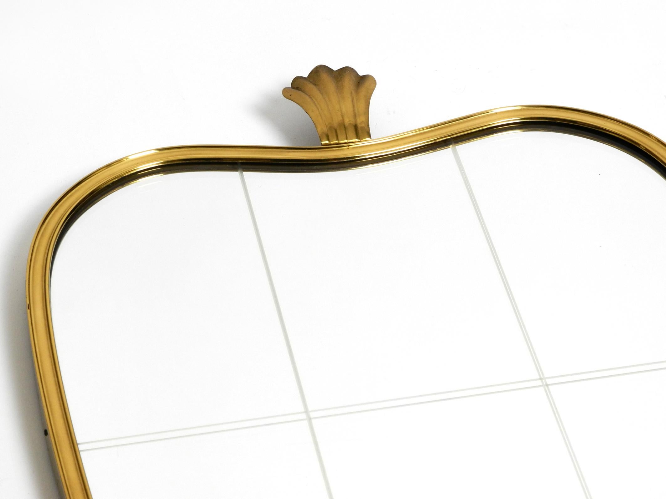 Beautiful Mid Century Modern brass wall mirror by Munich Zierspiegel 8