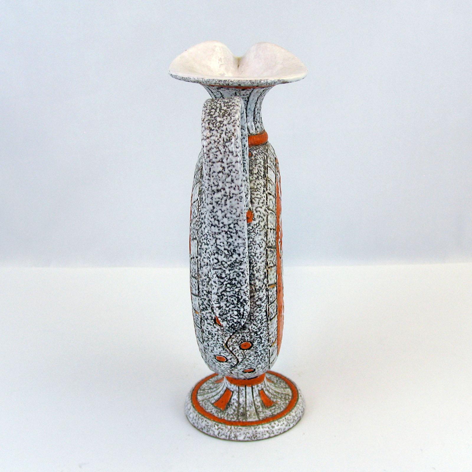 Schöner Mid-Century Modern-Krug aus Keramik im Angebot 1