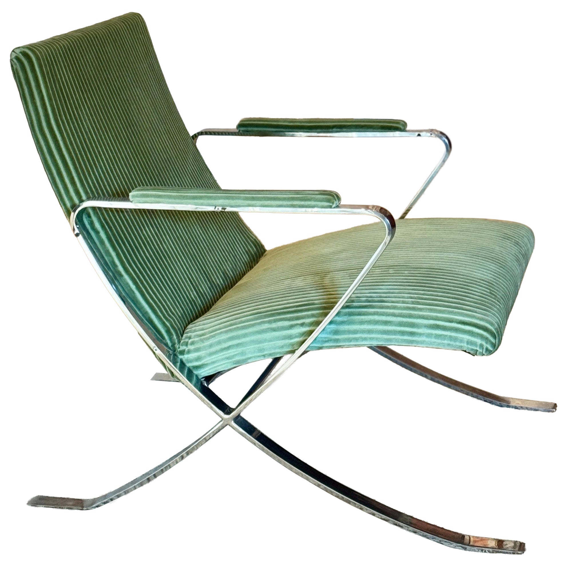 Magnifique chaise longue en velours vert rayé de style moderne du milieu du siècle dernier, circa 1960 en vente