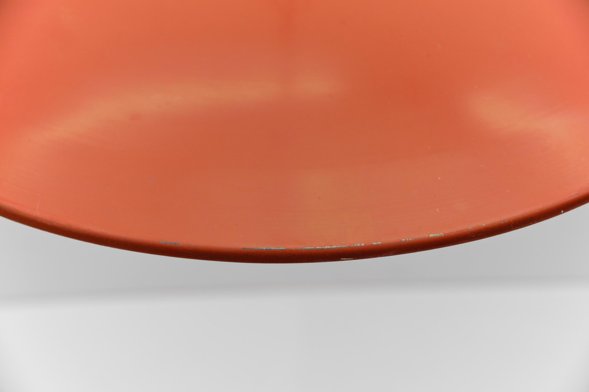 Beautiful Mid-Century Modern hanging lamp in Glass, Copper and Metal, 1950s For Sale 10