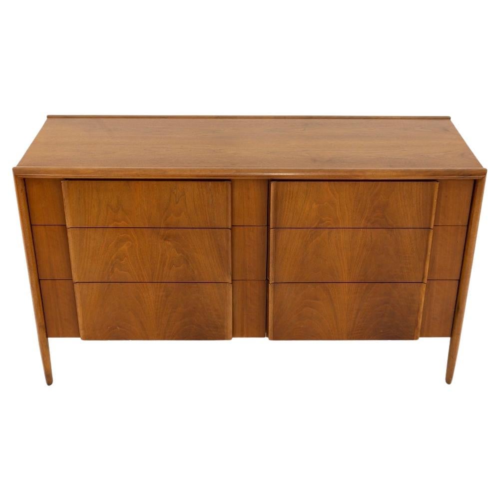 Americano Bellissimo cassettone a 6 cassetti del Mid Century Modern Low boy di Barney Flagg