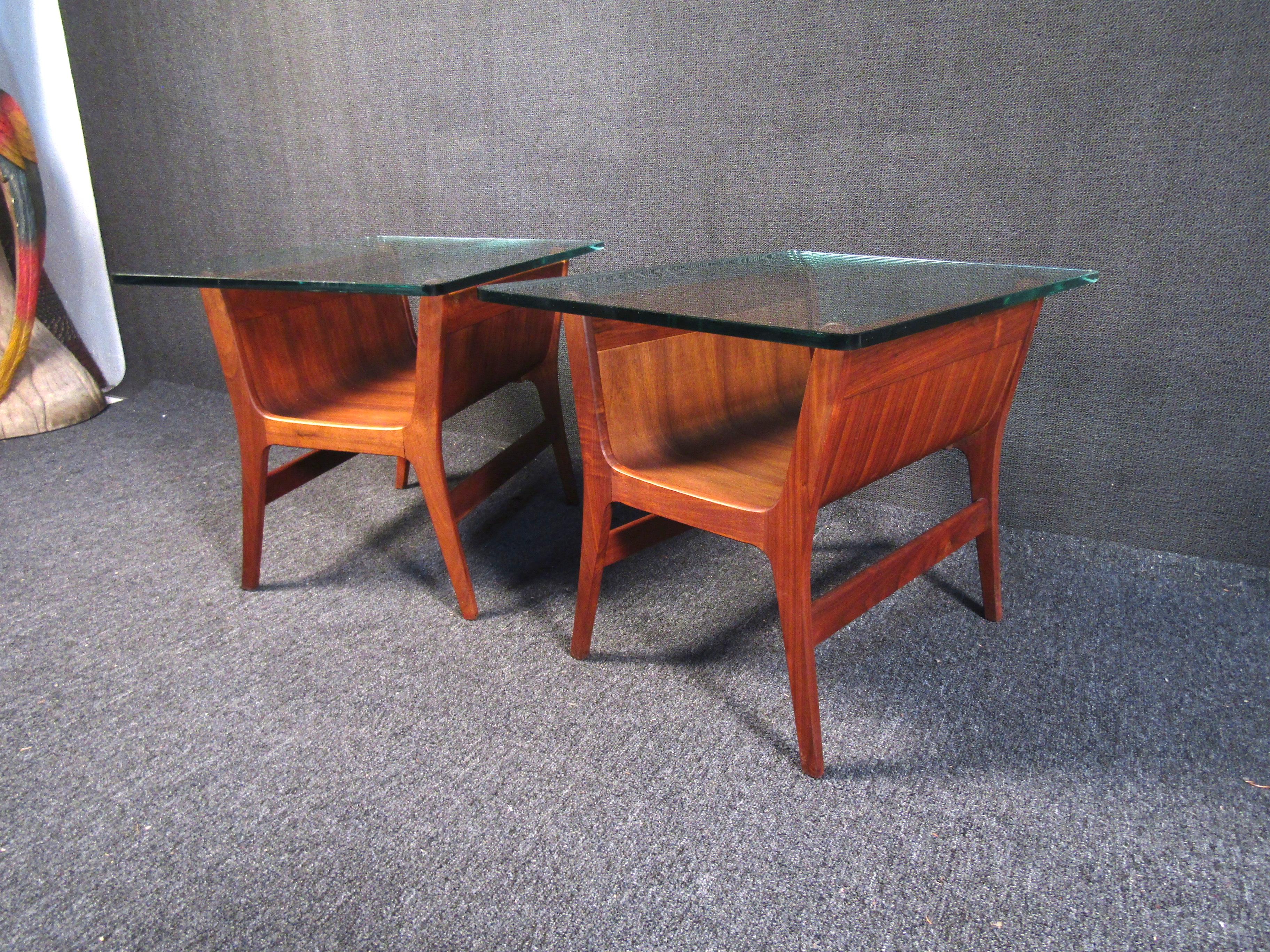 Beautiful Mid-Century Modern Sculptural Wood Side Tables with Glass Tops In Good Condition For Sale In Brooklyn, NY