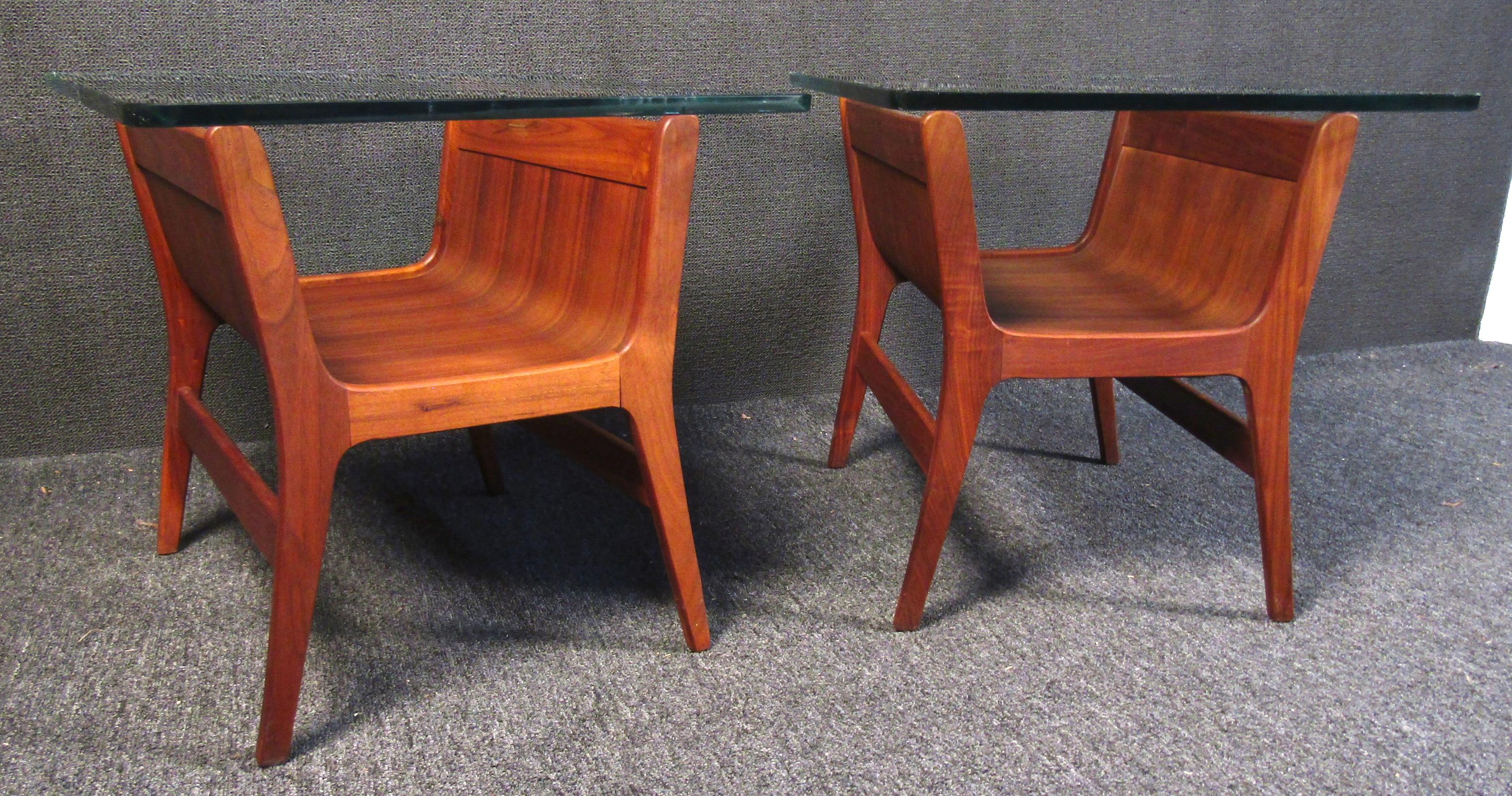 Beautiful Mid-Century Modern Sculptural Wood Side Tables with Glass Tops For Sale 1