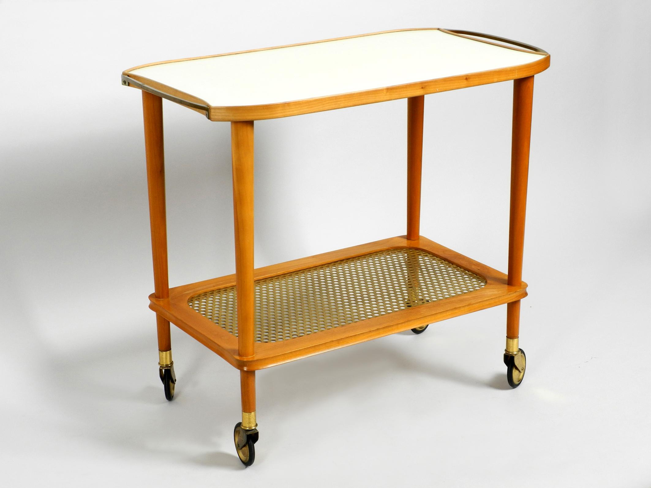 Mid-20th Century Beautiful Mid-Century Modern Serving Trolley Made of Walnut Wood and Brass