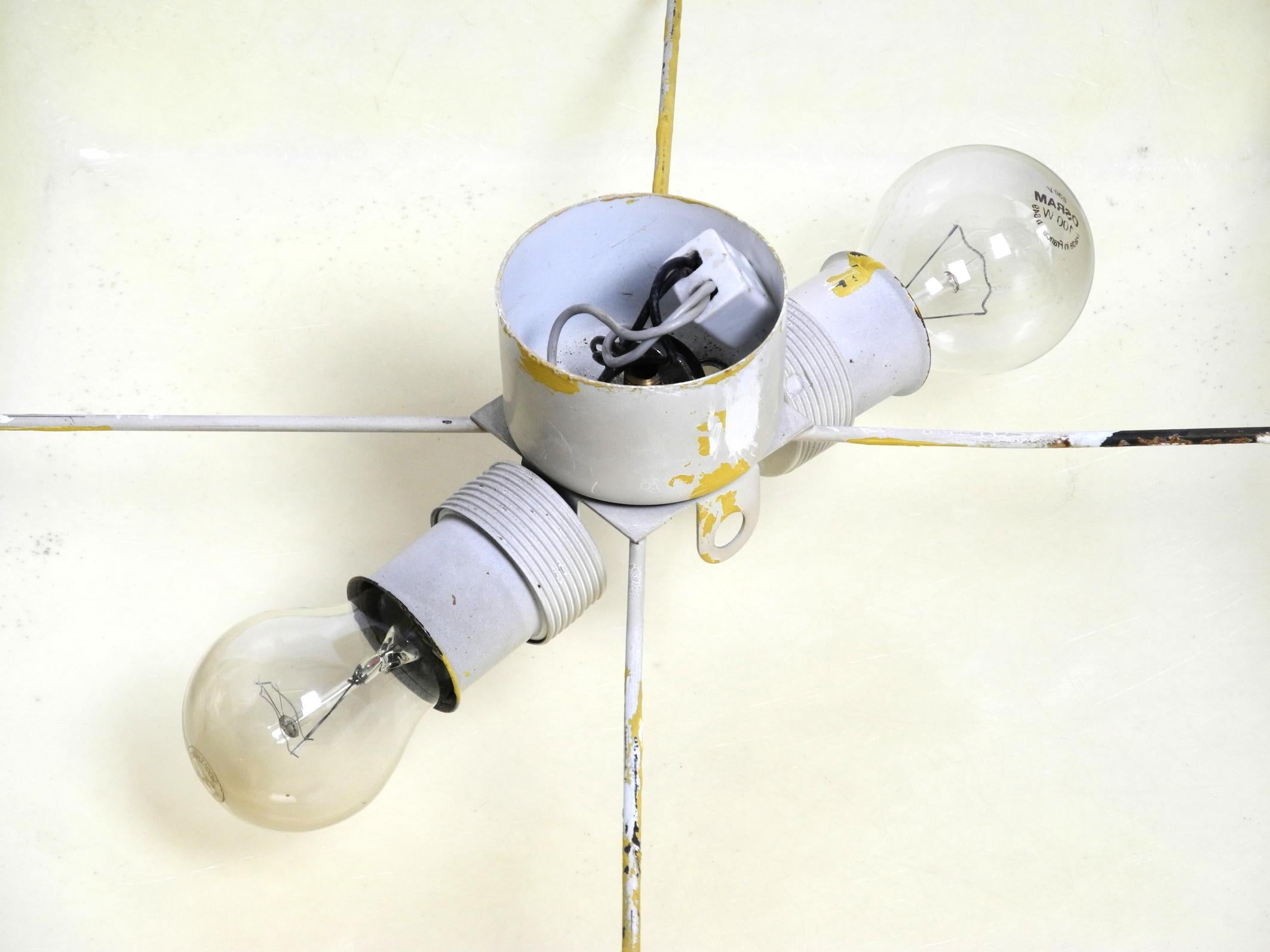 Bellissima lampada da soffitto o da parete in fibra di vetro quadrata del Mid Century Modern in vendita 8