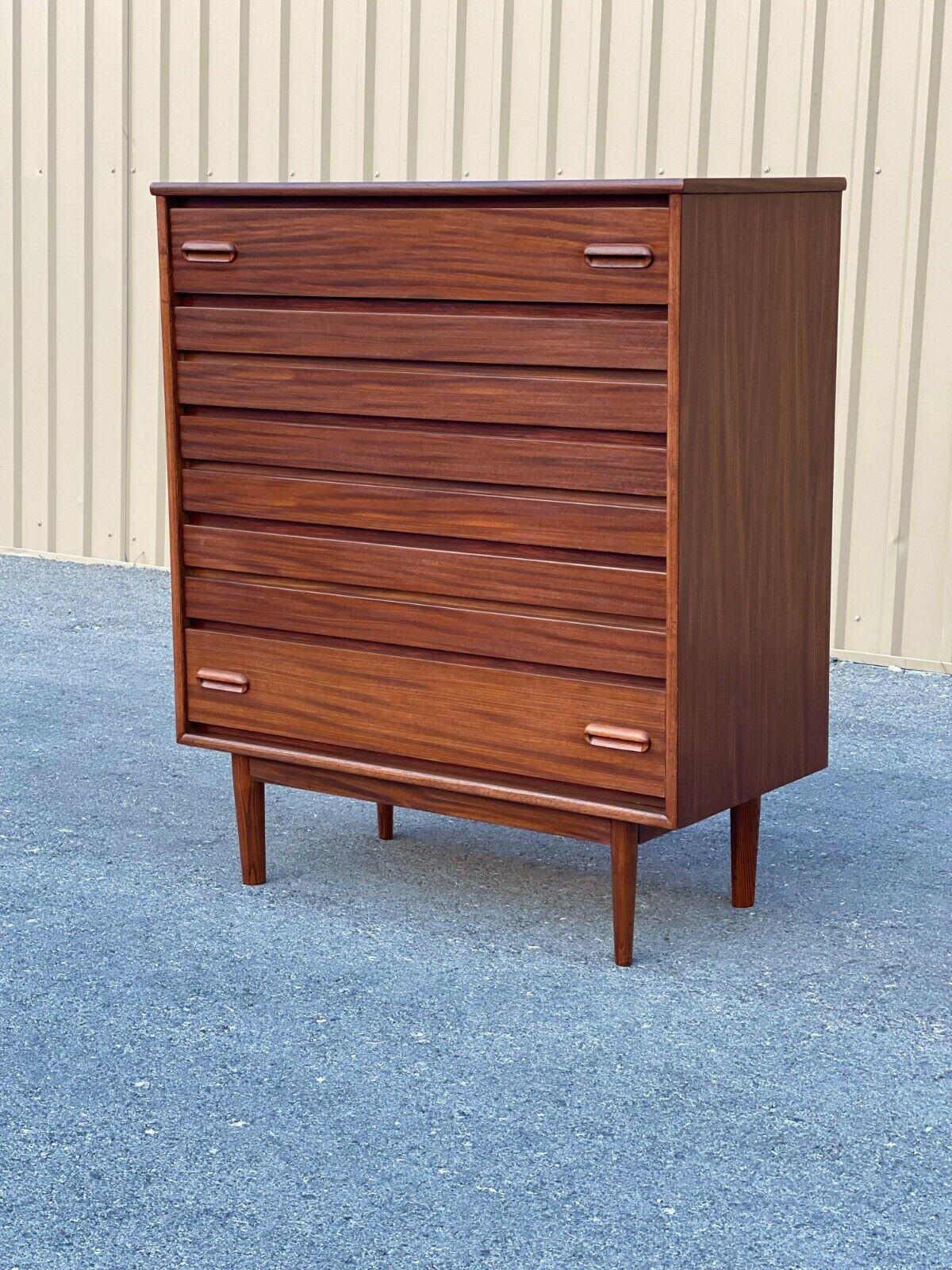 stanley furniture dresser