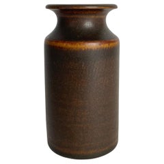 Bellissimo vaso in gres di Erich and Ingrid Triller, Tobo, della linea Mid-Century Modern