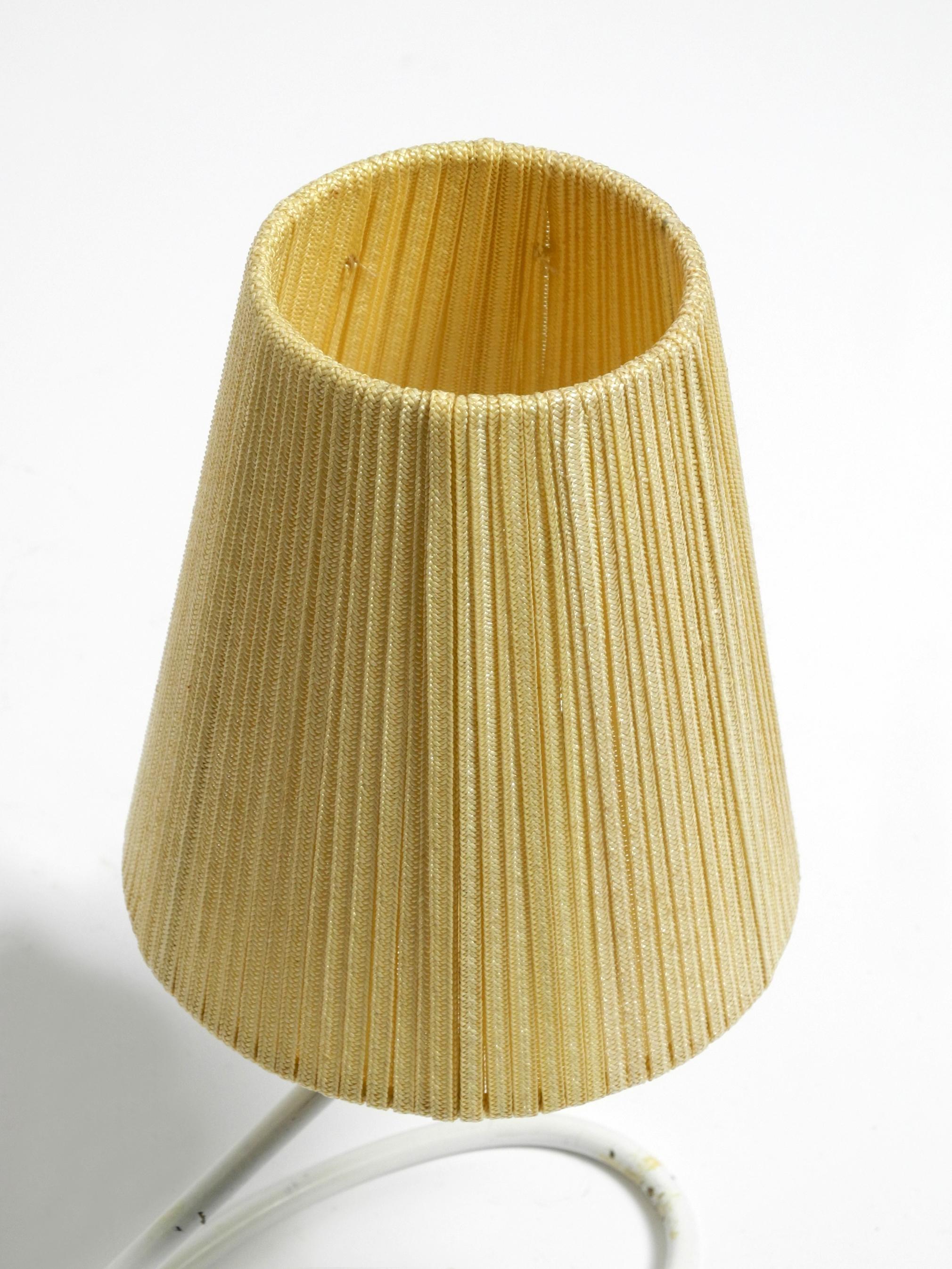 Bellissima lampada da tavolo o da parete del Mid Century Modern di Vereinigte Werkstätten in vendita 5