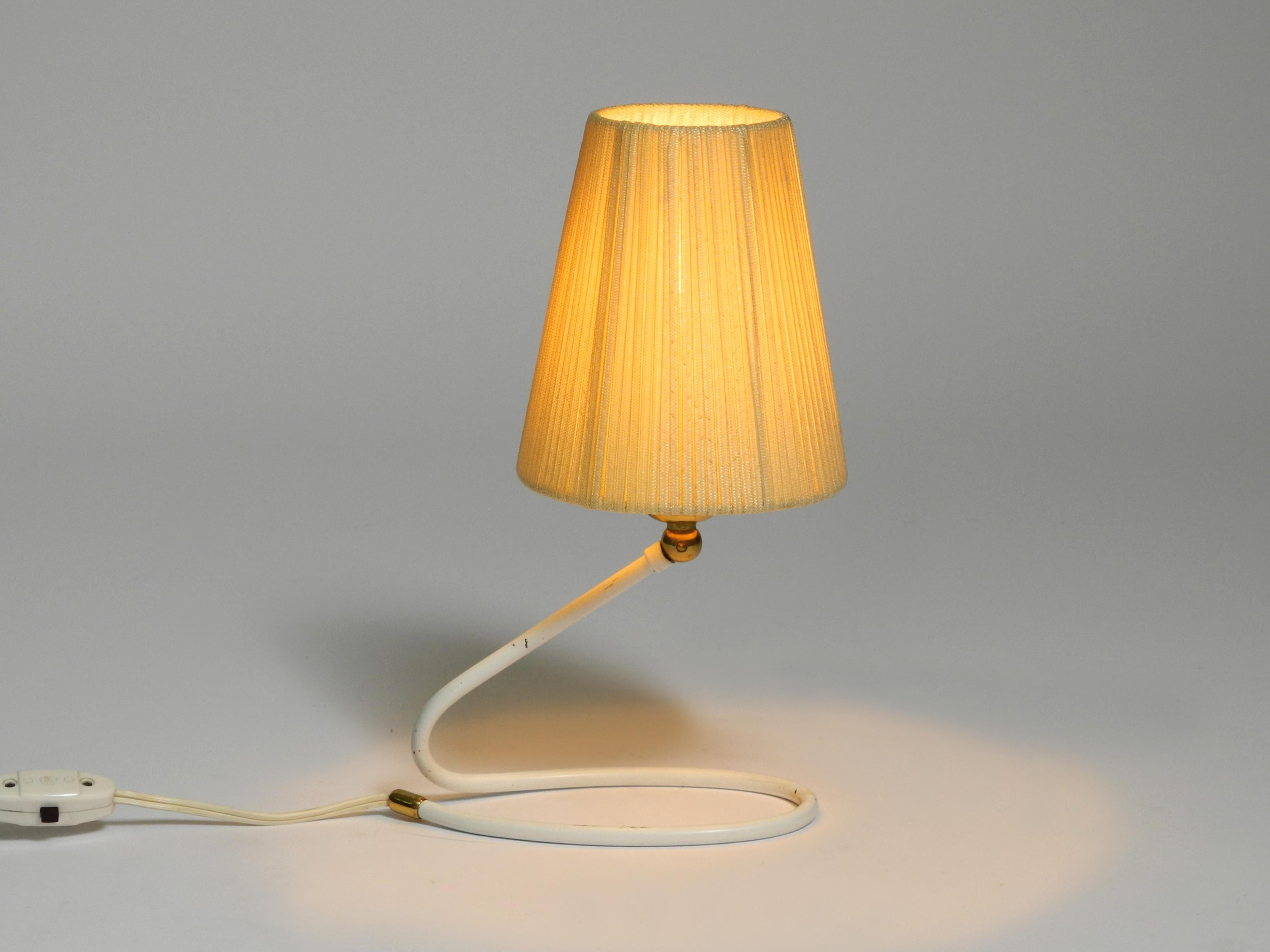 Mid-Century moderno Bellissima lampada da tavolo o da parete del Mid Century Modern di Vereinigte Werkstätten in vendita