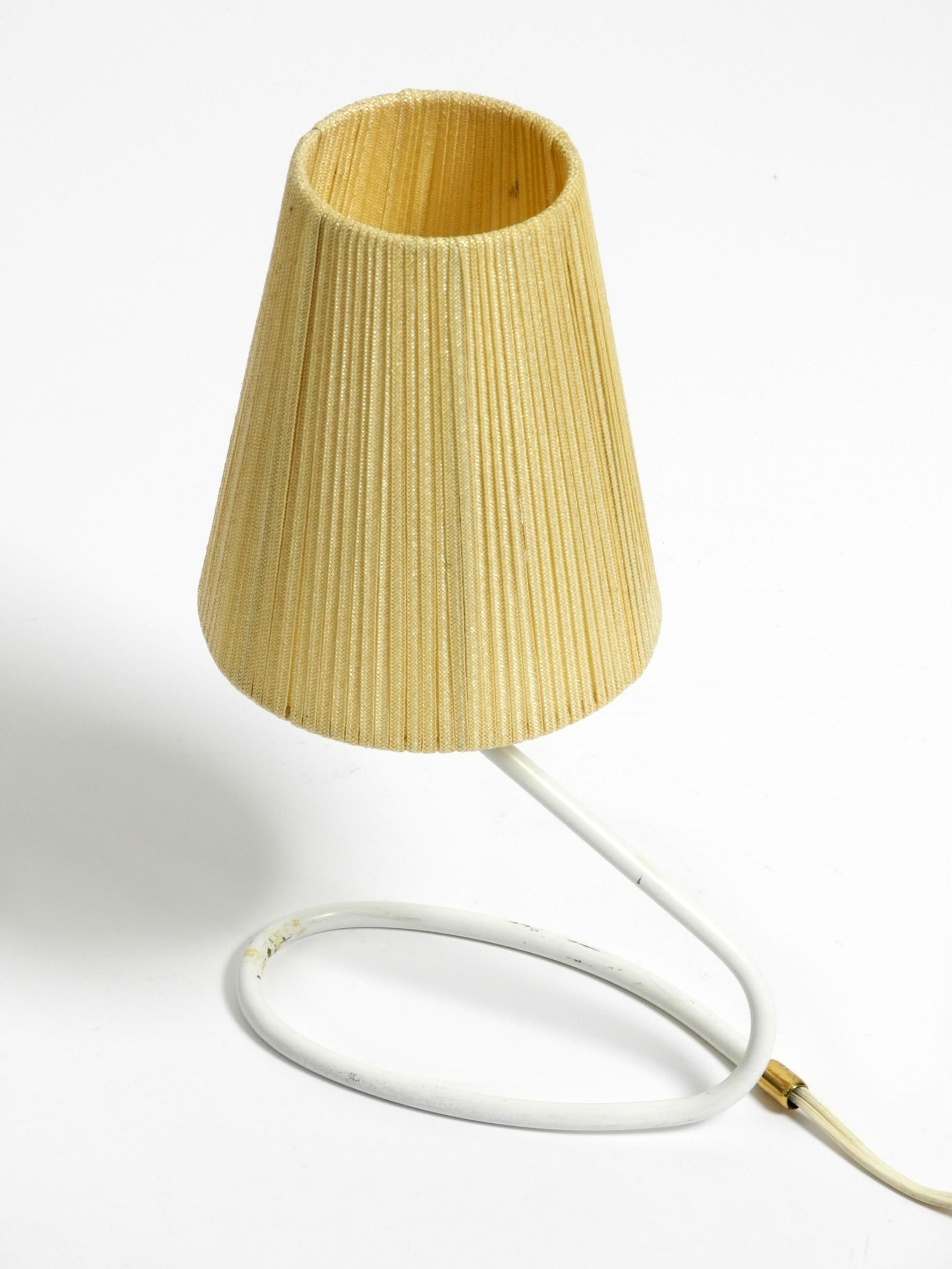 Bellissima lampada da tavolo o da parete del Mid Century Modern di Vereinigte Werkstätten In condizioni buone in vendita a München, DE