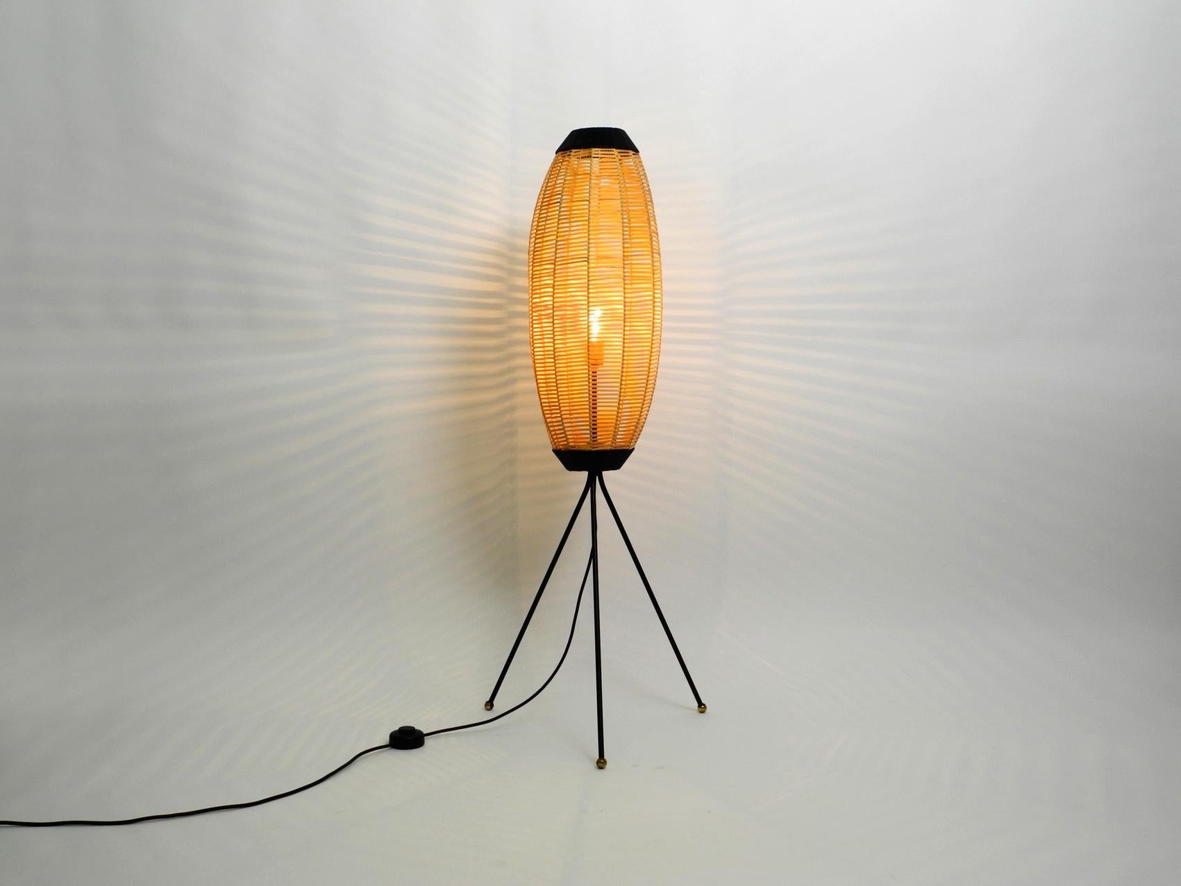 floor lamp with basket shade