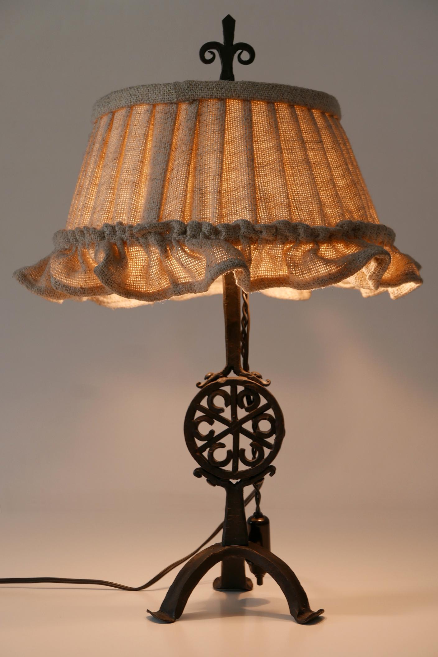 Beautiful Mid-Century Modern Wrought Iron Night Table Lamp, 1960s, Germany In Good Condition For Sale In Munich, DE