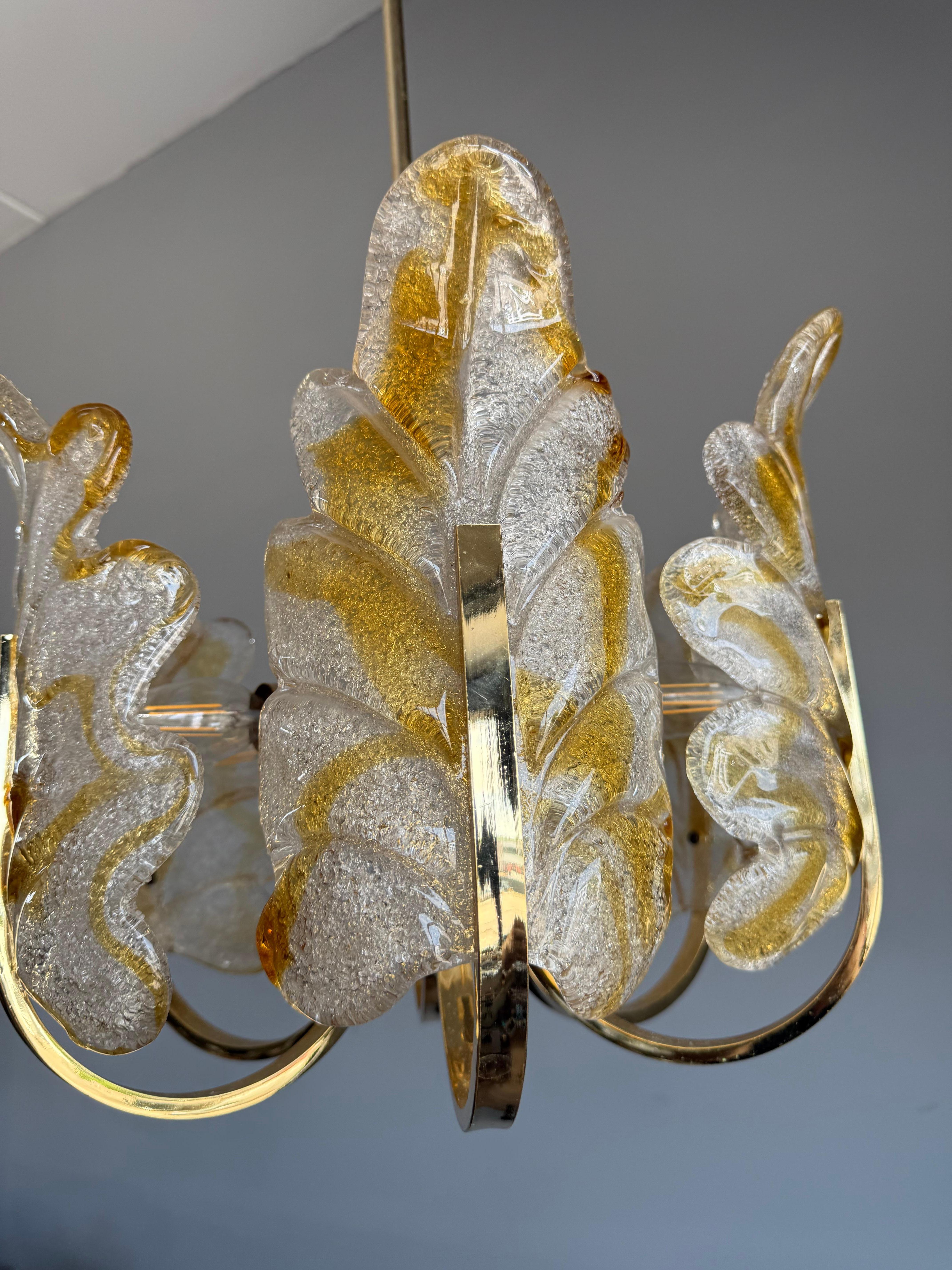 Beautiful Mid-Century Murano Glass & Brass, Leaf Chandelier, Italy, 1970s For Sale 3