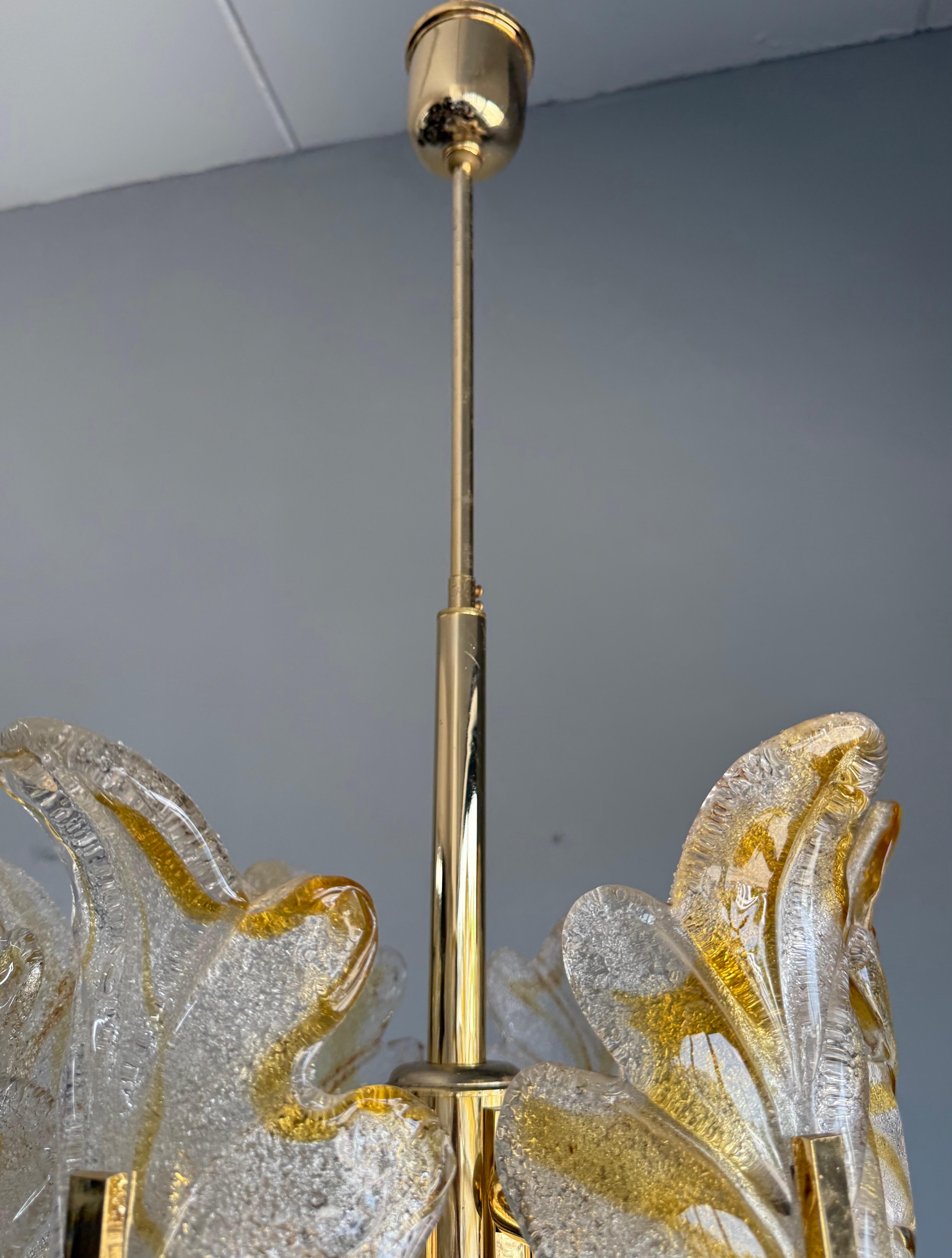 Beautiful Mid-Century Murano Glass & Brass, Leaf Chandelier, Italy, 1970s For Sale 5