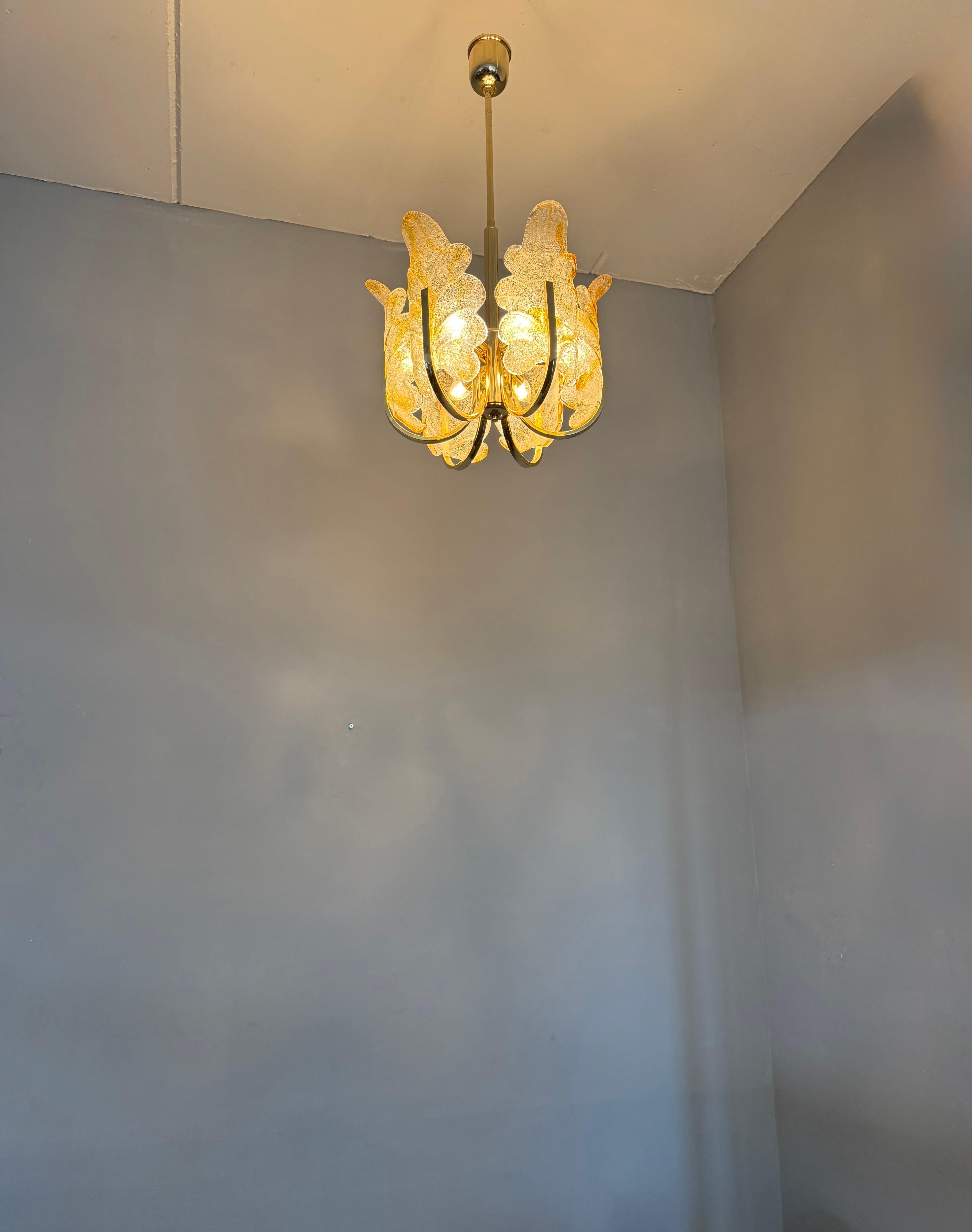 Beautiful Mid-Century Murano Glass & Brass, Leaf Chandelier, Italy, 1970s For Sale 13
