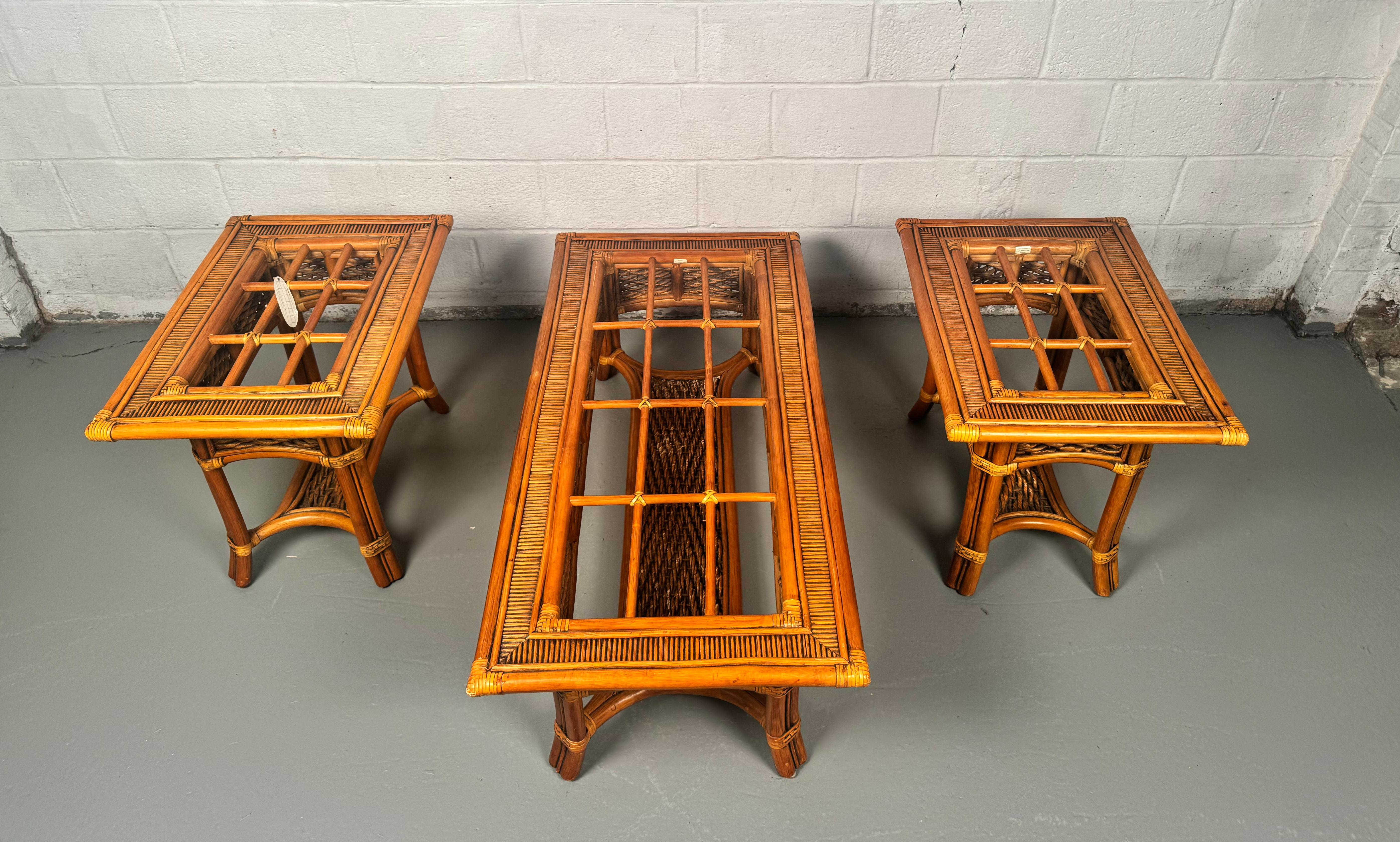 Beautiful Mid-Century Rattan Table Set For Sale 6