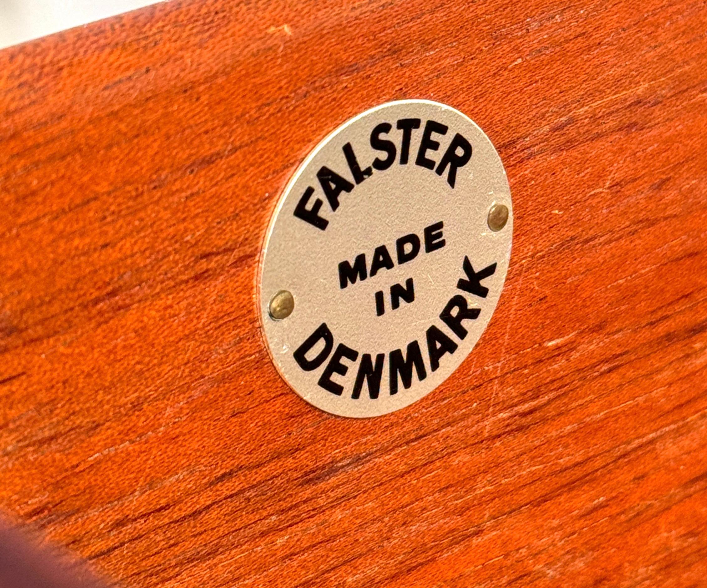 Magnifiques coffres d'homme en bois de rose du milieu du siècle par Falster en vente 7