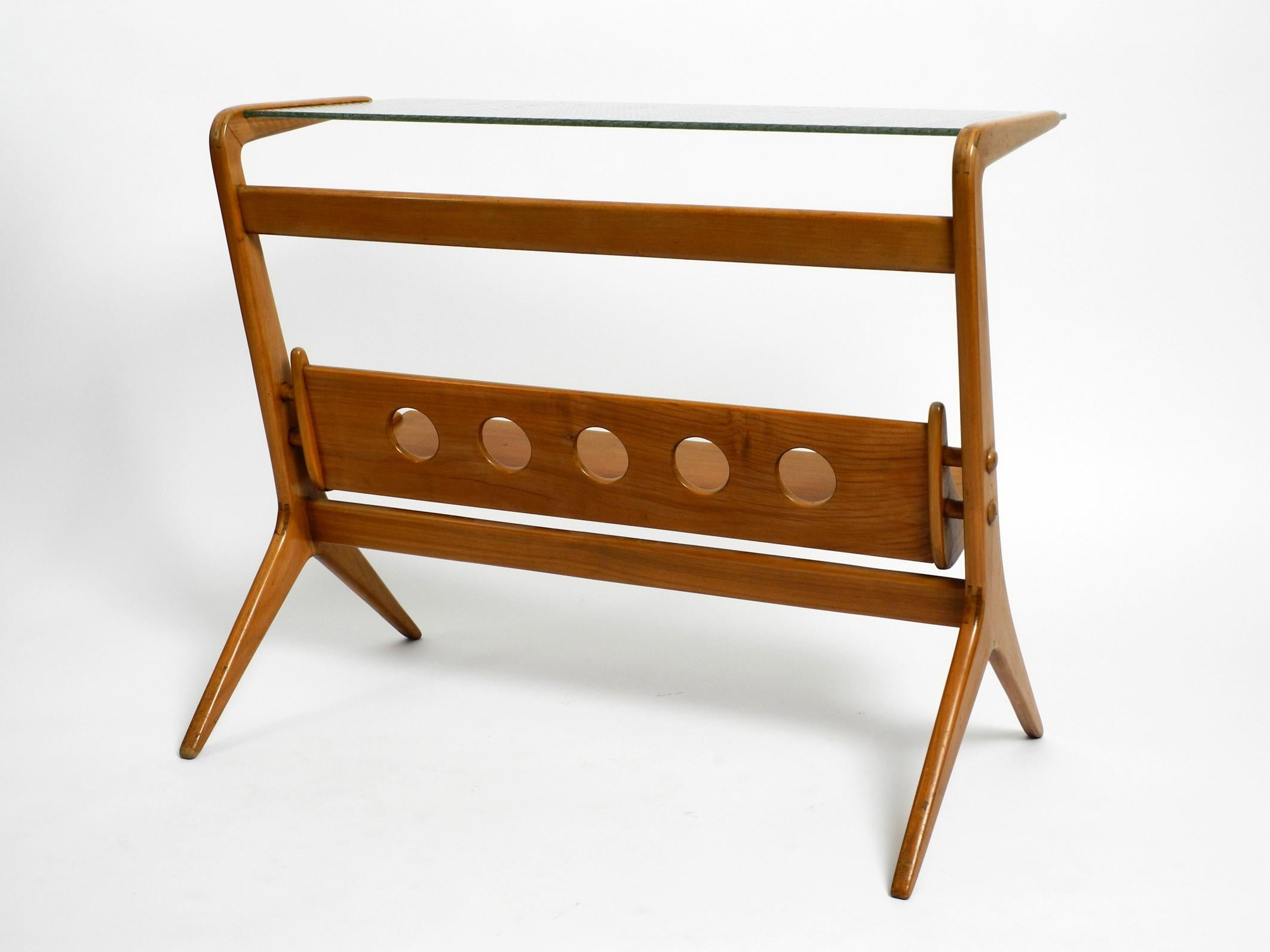 Beautiful Mid Century Table and Magazine Rack Made of Ash Wood and Wired Glass In Good Condition In München, DE