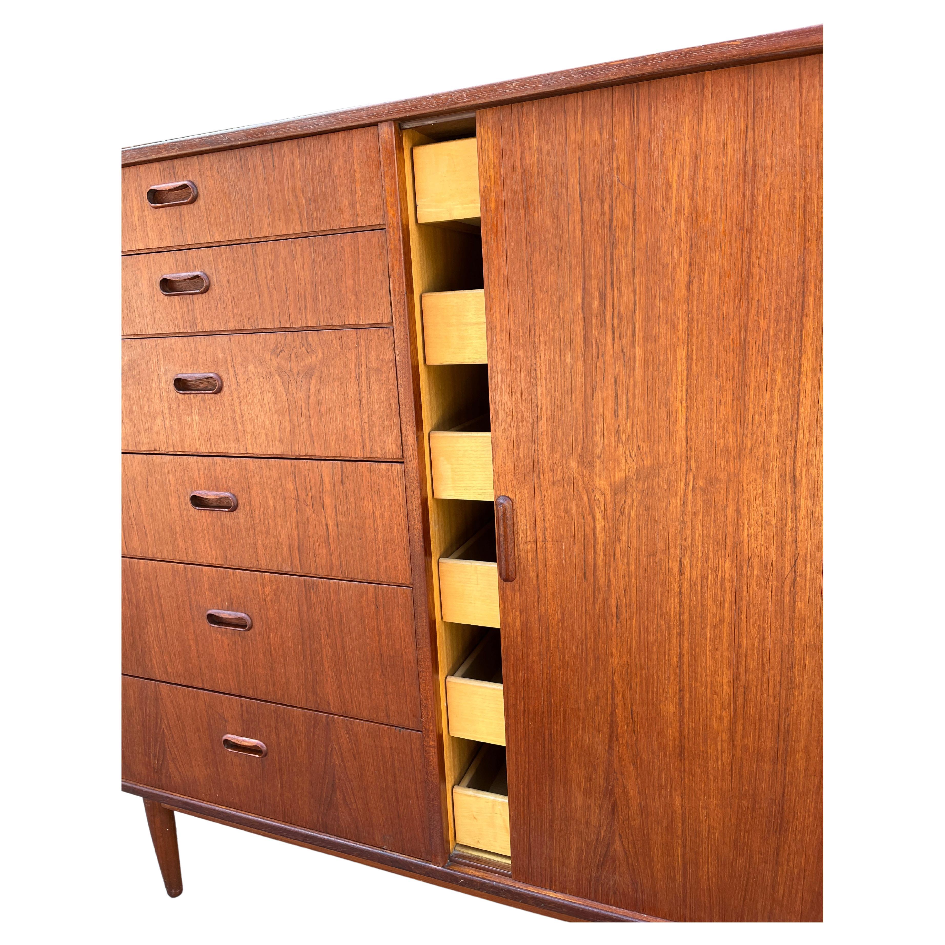 Beautiful Mid-century Danish Teak Dresser Chest of Drawers Tall Boy In Good Condition In BROOKLYN, NY