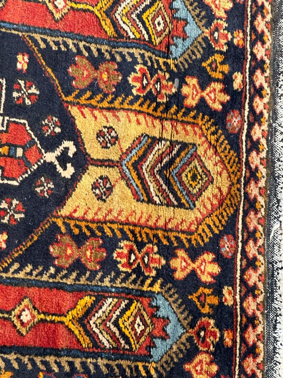 Schöner türkischer anatolischer Teppich aus der Mitte des Jahrhunderts (Wolle) im Angebot