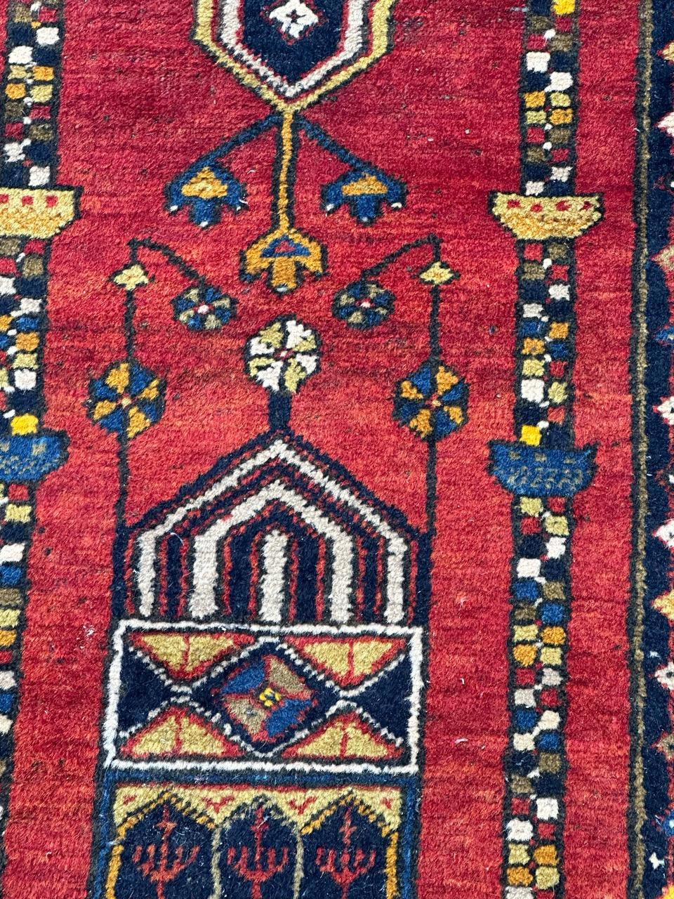 Schöner türkischer anatolischer Teppich aus der Mitte des Jahrhunderts im Angebot 1
