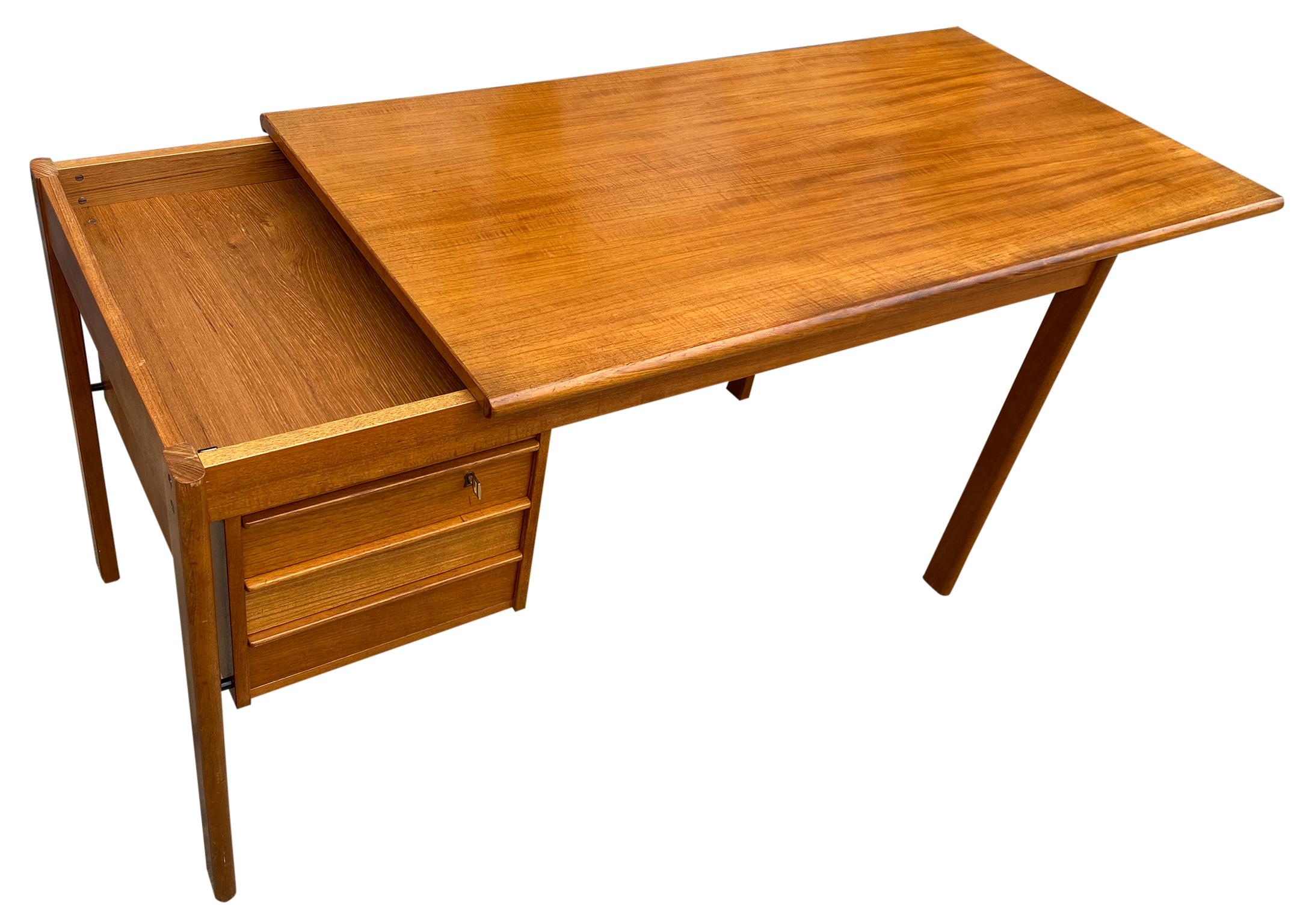 Late 20th Century Beautiful Midcentury Danish Modern Teak Desk Sliding Top by Peter Lovig Nielson