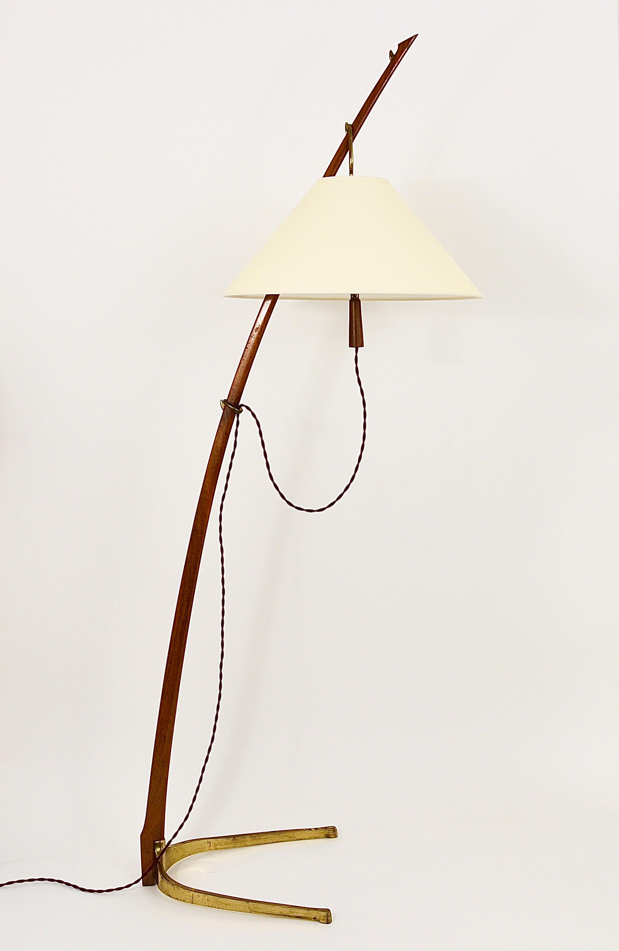 J.T. Kalmar 2x Dornstab Adjustable Floor Lamp, Brass, Walnut, Austria, 1950s For Sale 5