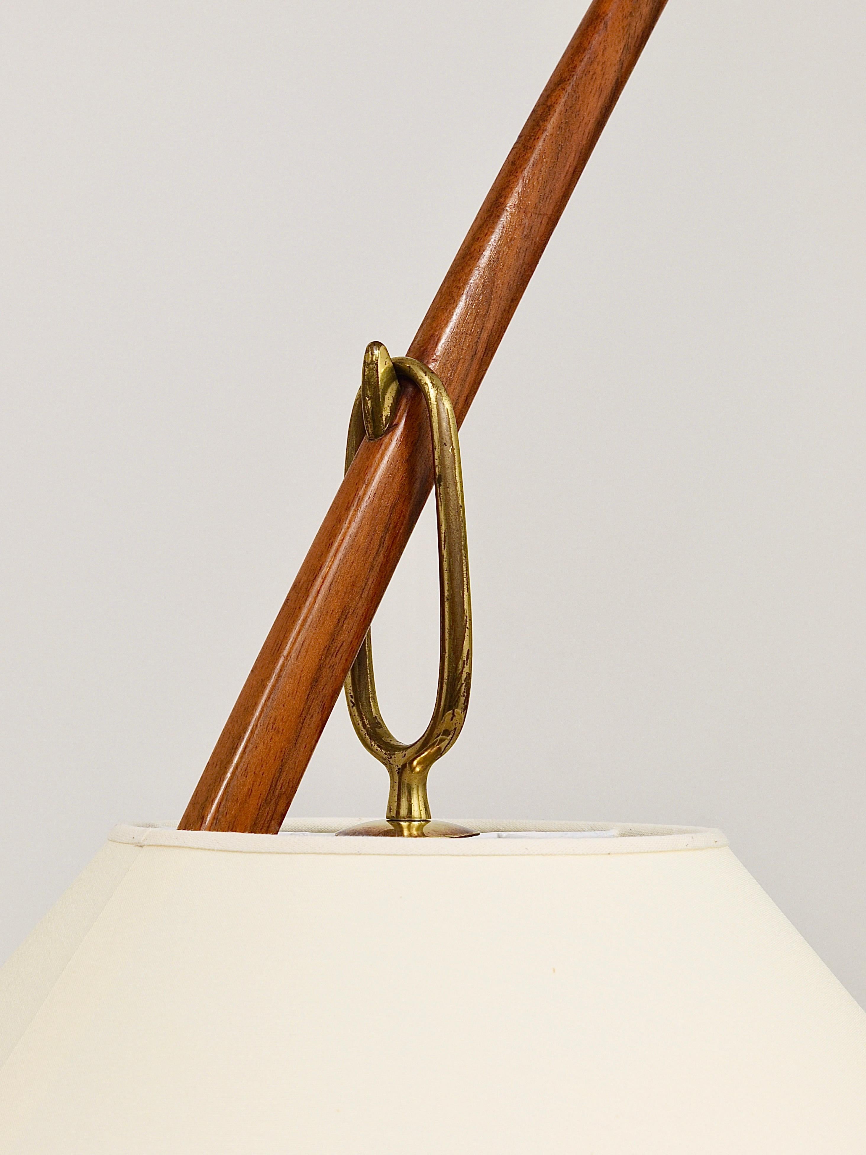 J.T. Kalmar 2x Dornstab Adjustable Floor Lamp, Brass, Walnut, Austria, 1950s For Sale 7