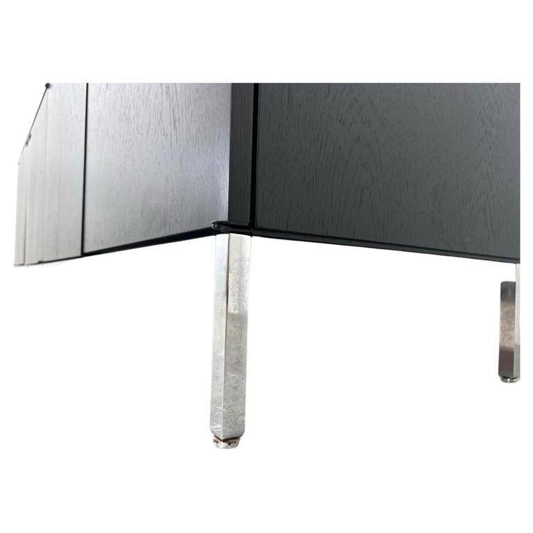 Schöne Marquina-Anrichte mit Marquina-Marmorplatte aus der Mitte des Jahrhunderts, schwarzer Lack, Florence knoll (amerikanisch) im Angebot