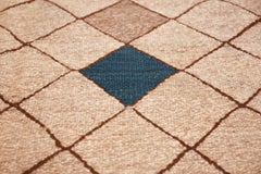 Midcentury Swedish Kilim. Size: 7 ft x 9 ft 9 in