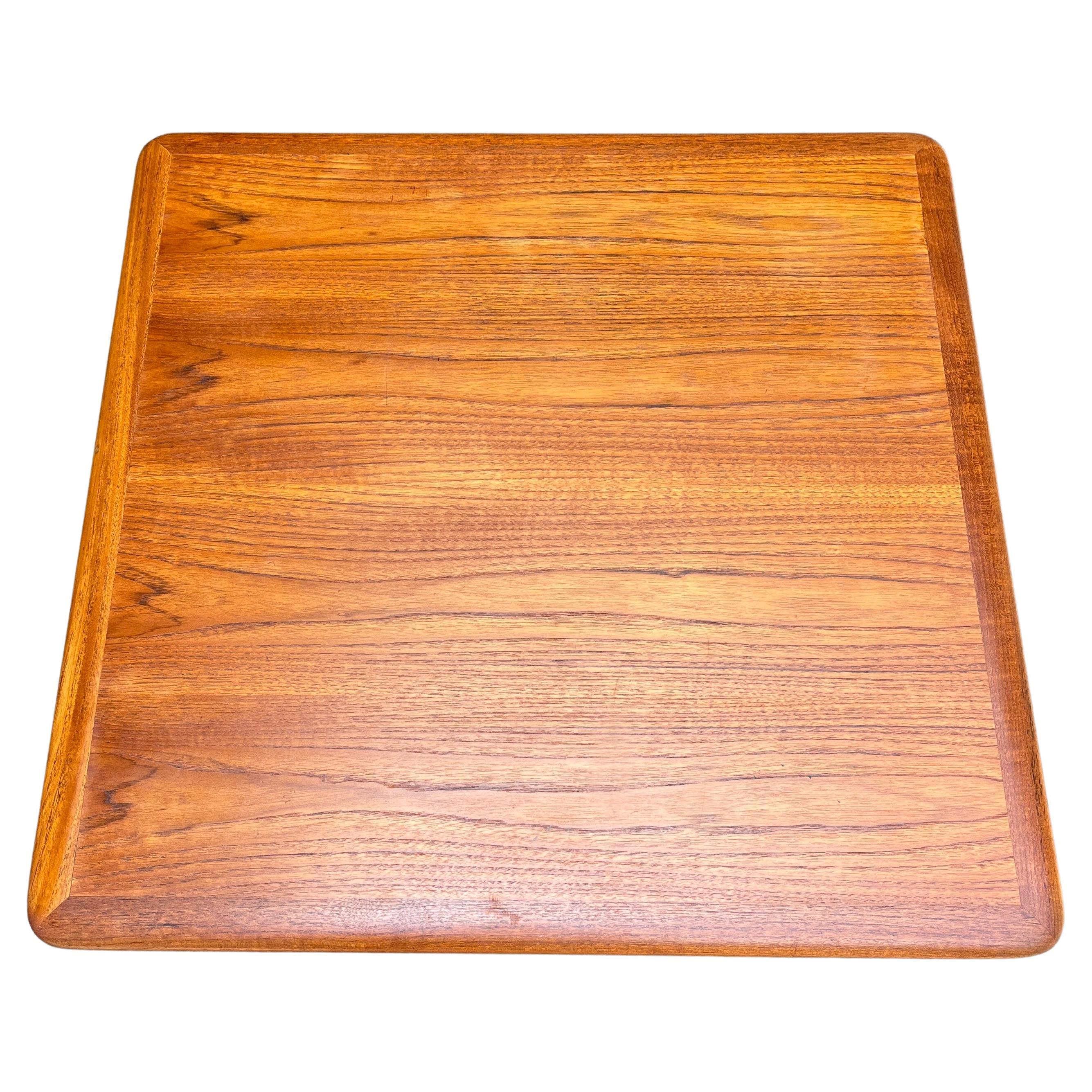Beautiful Midcentury Teak and Cane Coffee Table For Sale 2