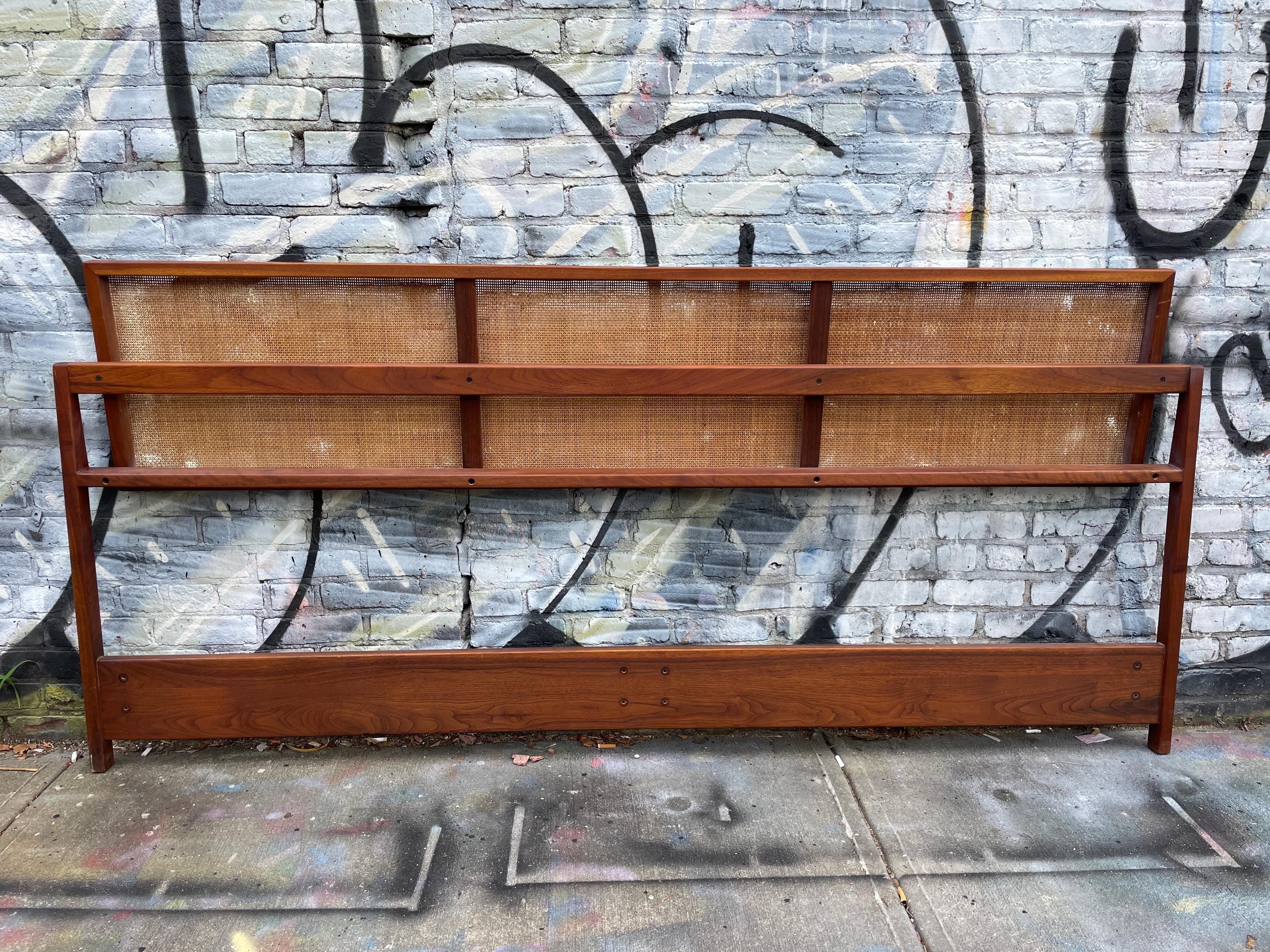 Beautiful Midcentury Walnut Cane Headboard by Jens Risom King Bed In Good Condition For Sale In BROOKLYN, NY