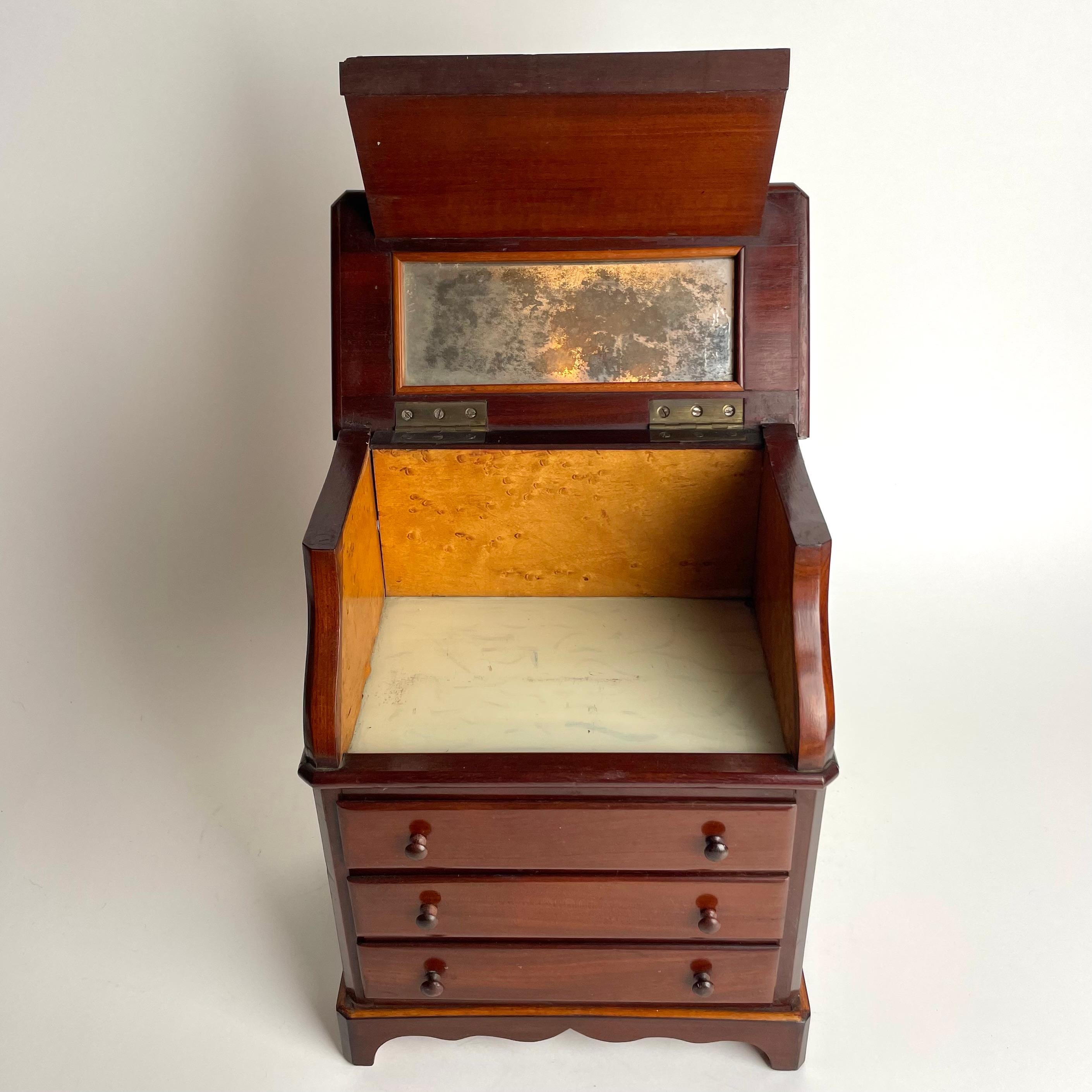 Glass Beautiful Miniature chest of drawers in Mahogany from Paris in the 1840s