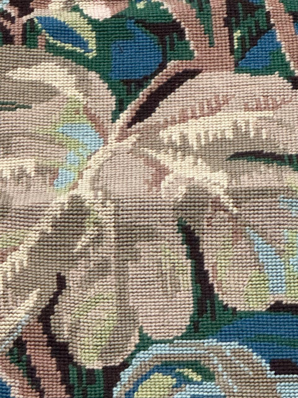 Schöne moderne französische Nadelspitze des 20. (Französisch) im Angebot