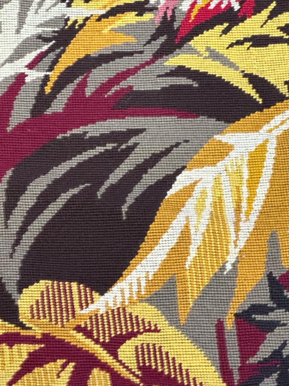 Schöne moderne französische Nadelspitze des 20. Jahrhunderts 