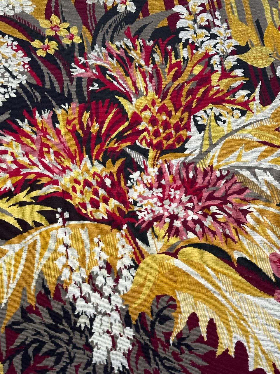 Schöne moderne französische Nadelspitze des 20. Jahrhunderts 