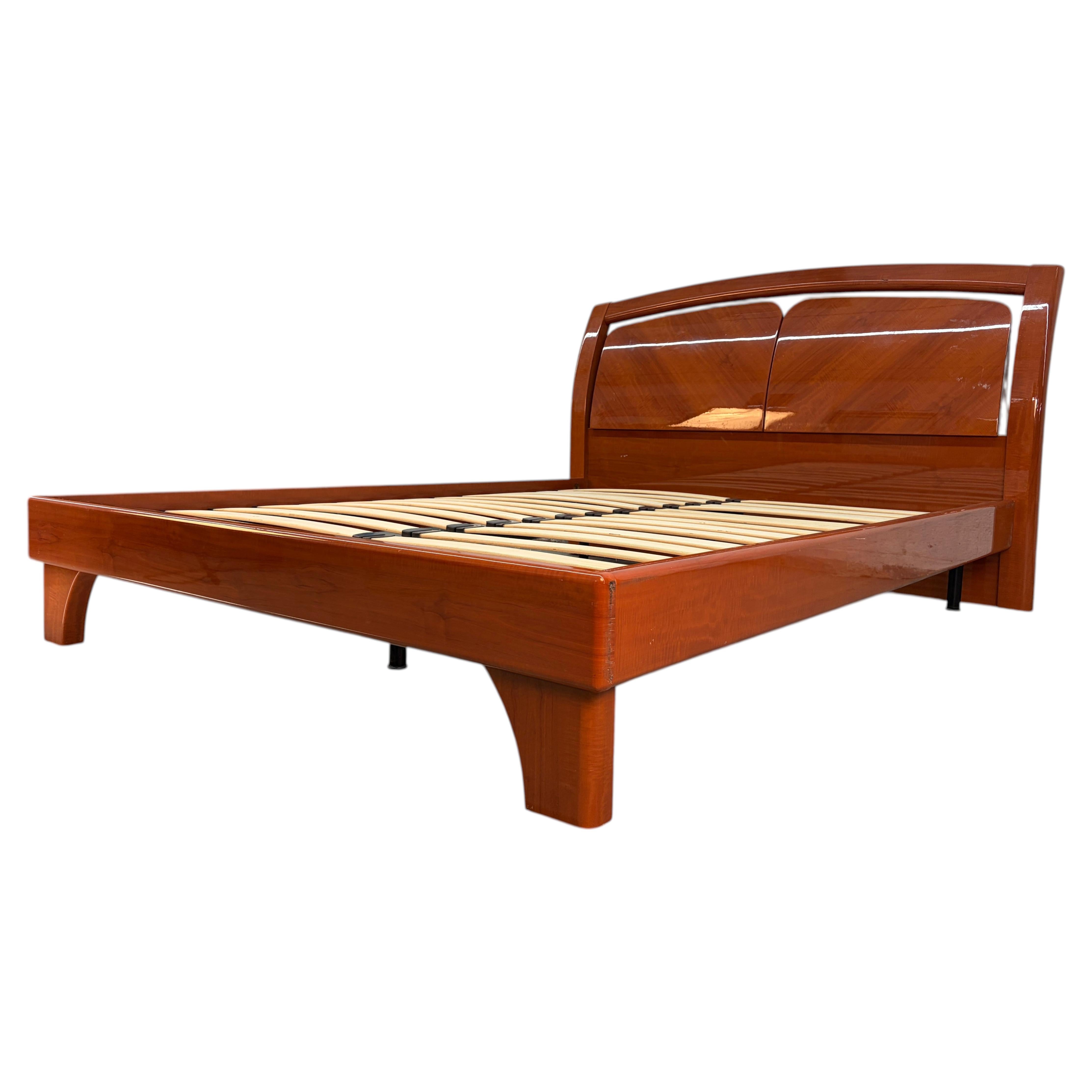 Queen Size Lacquered Cherry Platform Bed with Storage Headboard
