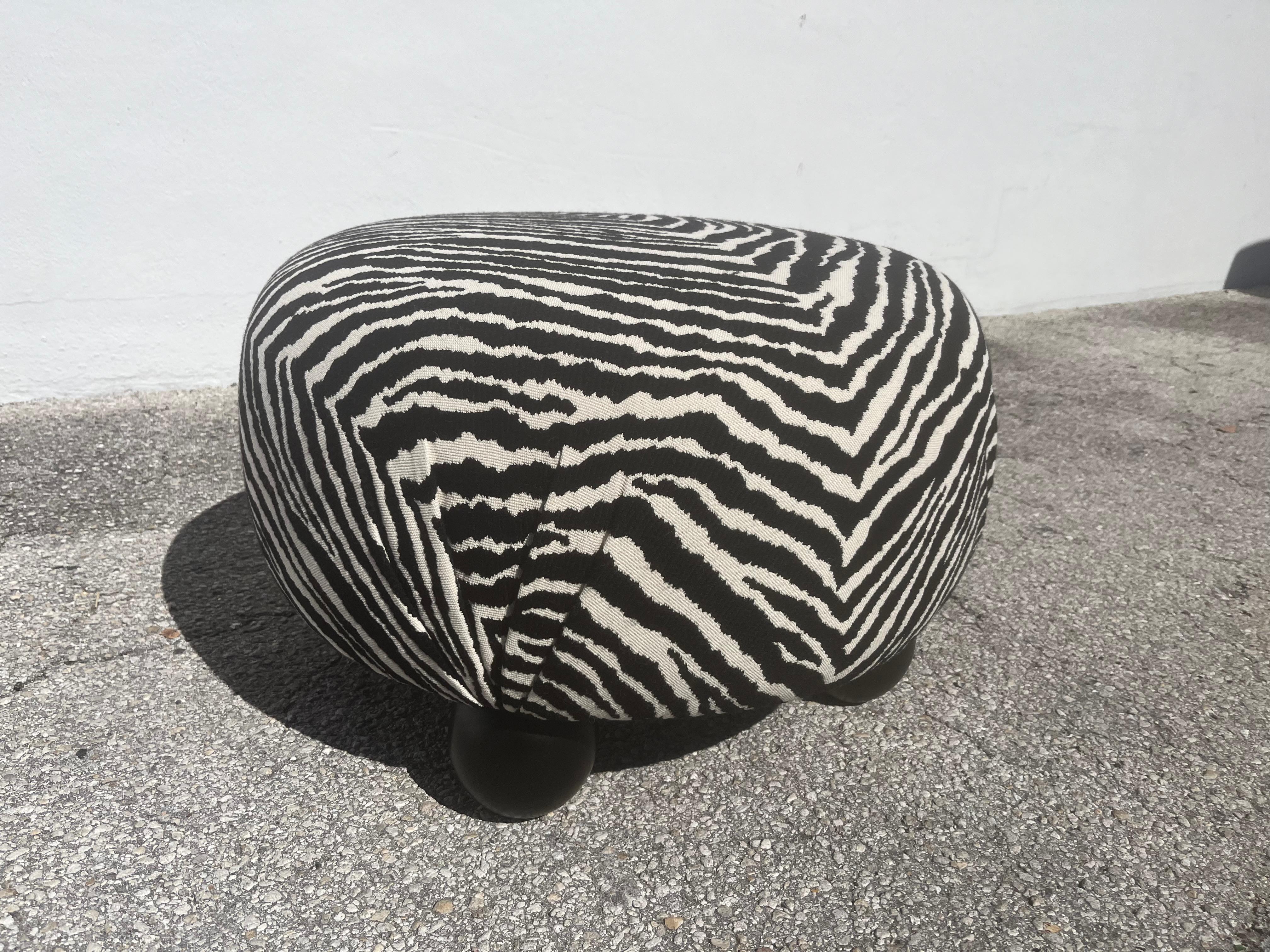 Beautiful Modern Ottoman in the Style of Josef Frank, Zebra Fabric For Sale 4