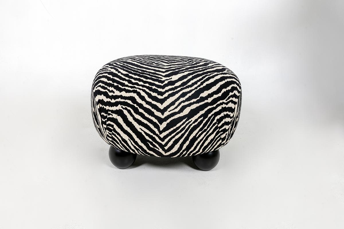 Beautiful Modern Ottoman in the Style of Josef Frank, Zebra Fabric In New Condition For Sale In Miami, FL