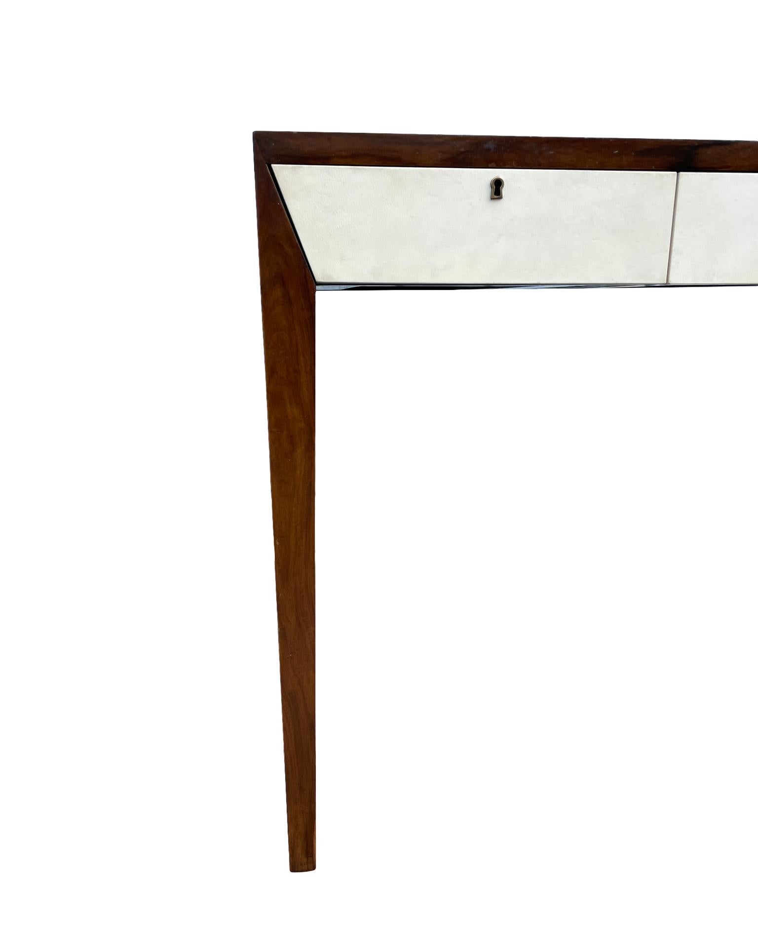 Schöner moderner Schreibtisch aus massivem Mahagoniholz mit 4 Schubladen aus Eichenholzfront (Moderne) im Angebot