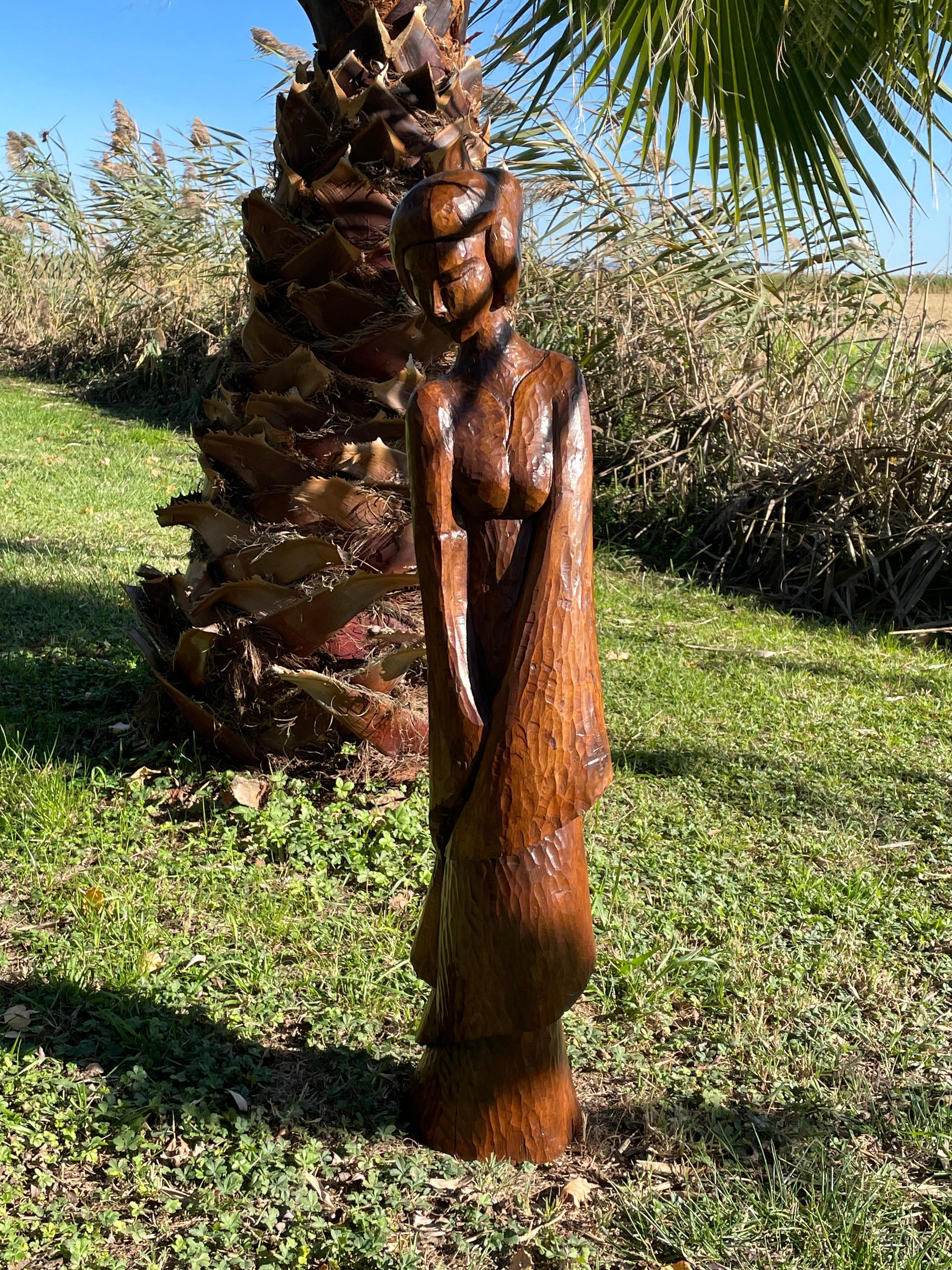 Giapponismo Bellissima scultura in legno monossile, scolpita a mano, Francia in vendita