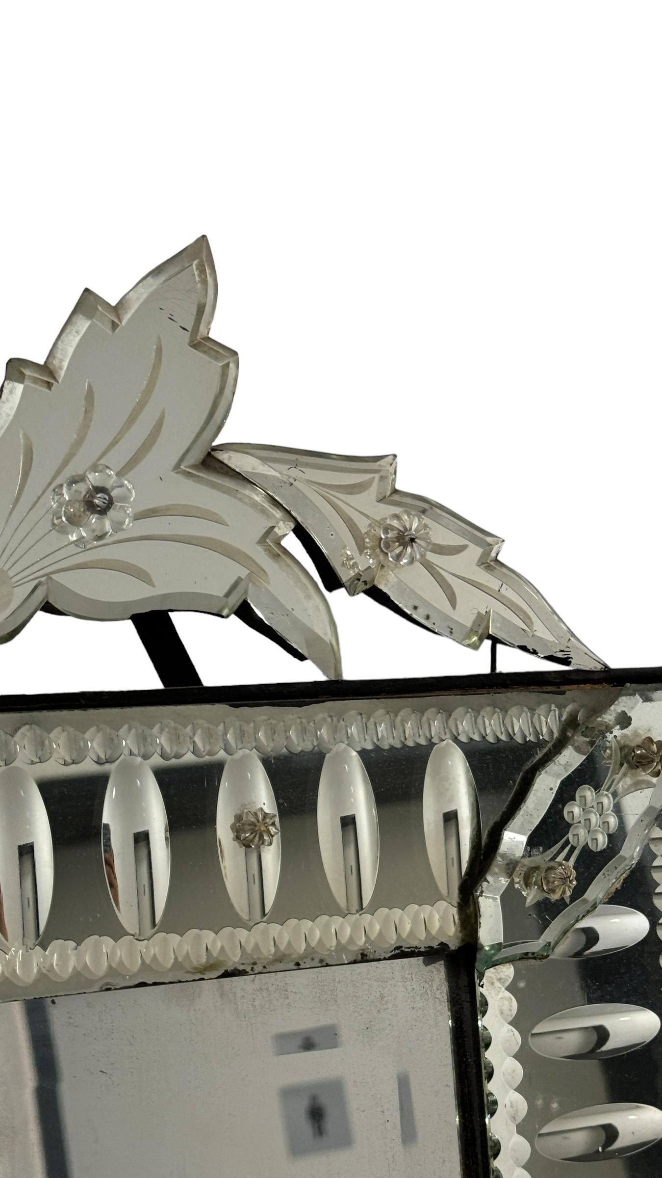 Beautiful Monumental Murano Venetian Venice Glass Wall Mirror, Italy 1950s For Sale 1